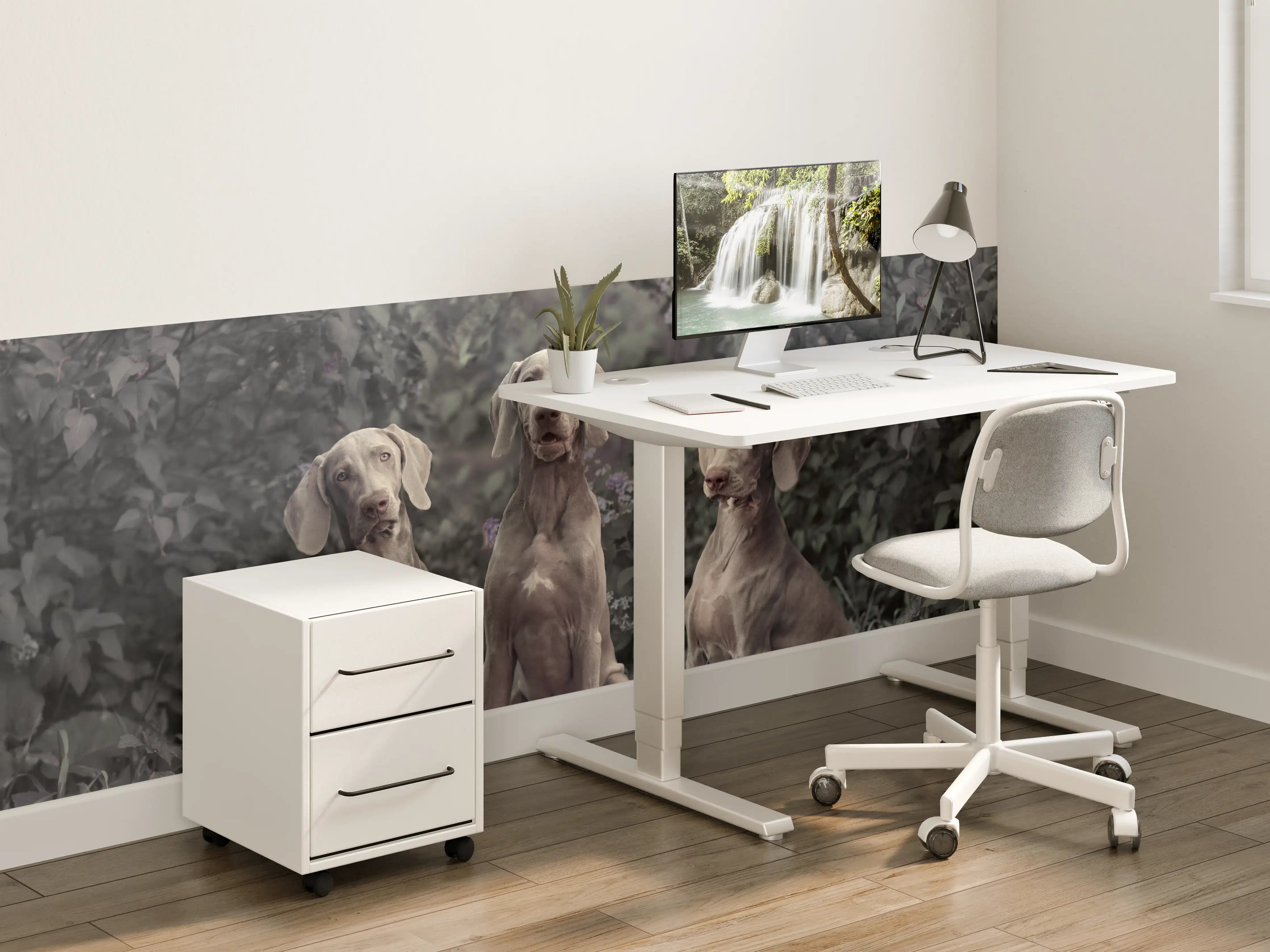 Kinderzimmer Wandgestaltung - Drei Weimaranerhunde sitzend im Fliedergebüsch