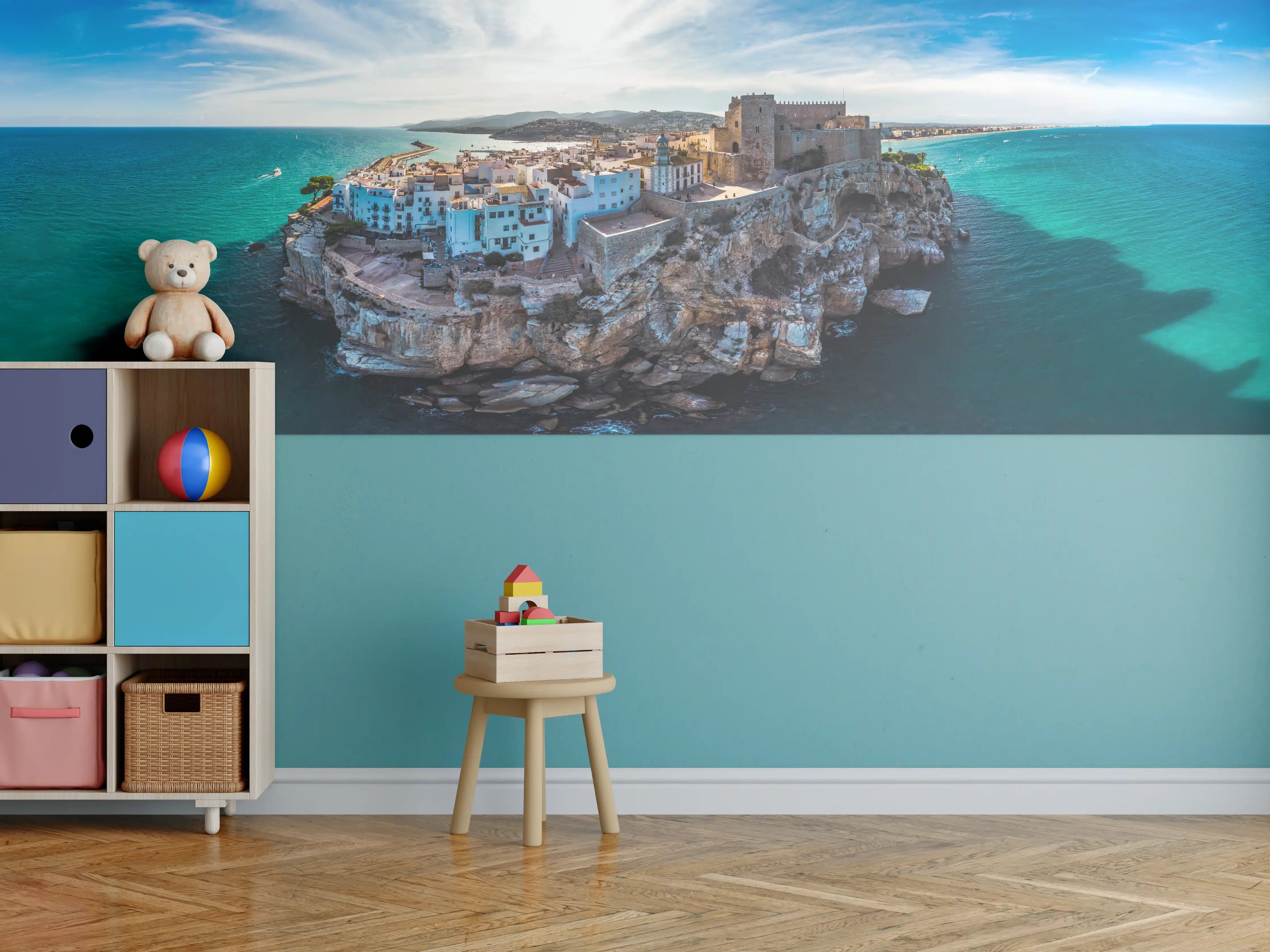 Kinderzimmer Wandgestaltung - Drohnensicht auf Peniscola