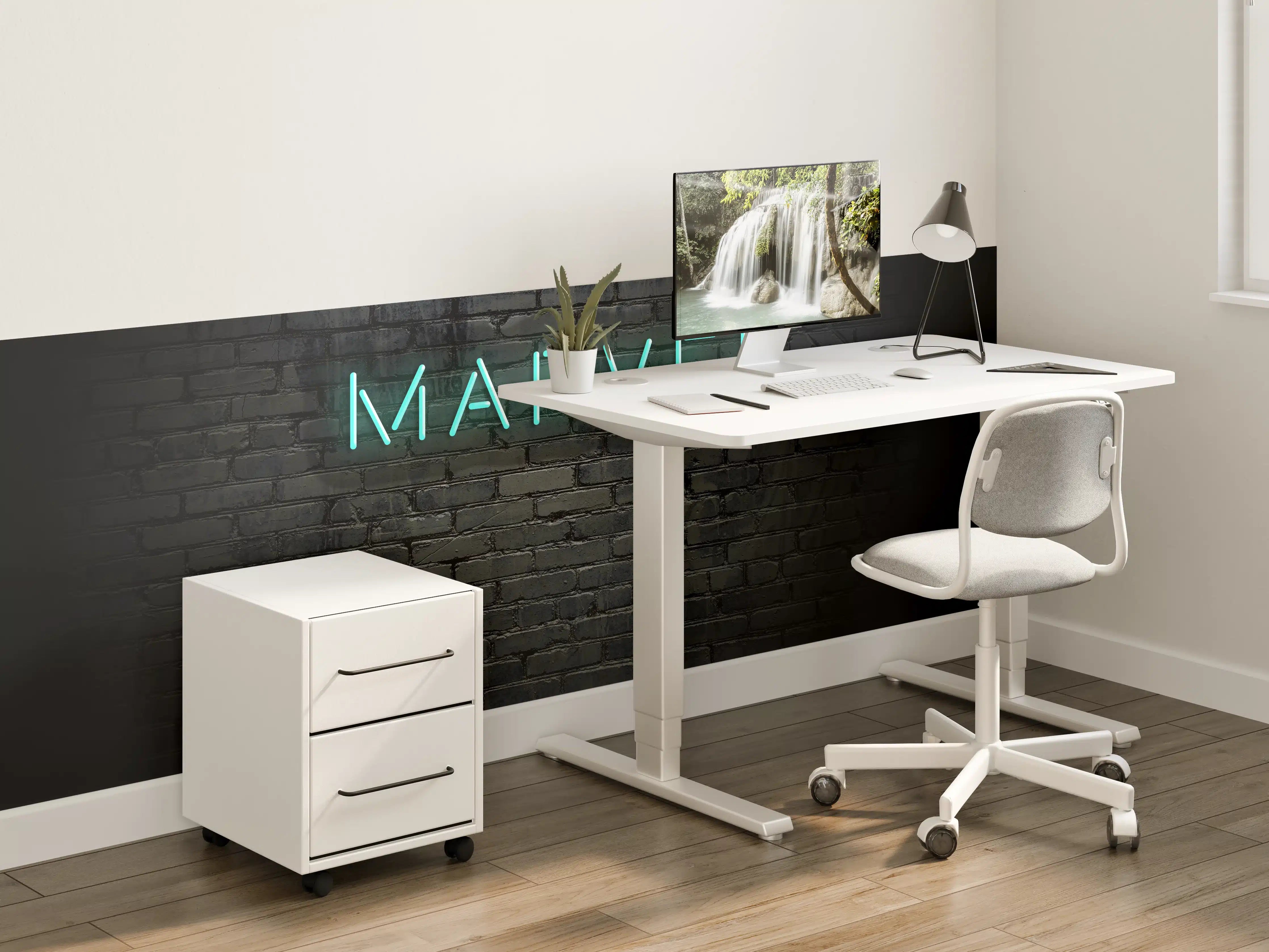 Kinderzimmer Wandgestaltung - Dunkle Backsteinmauer mit "Marvel" Aufschrift