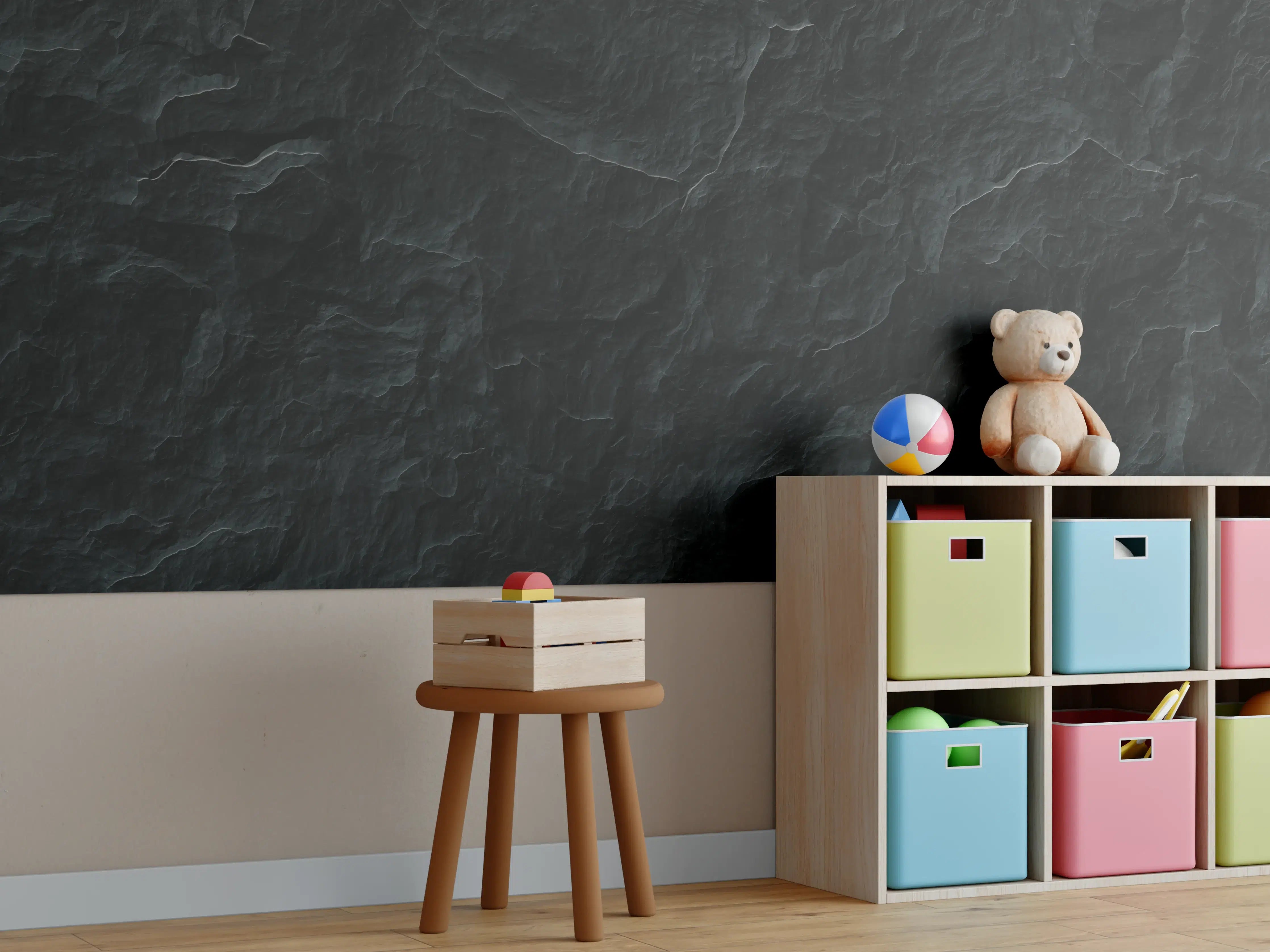 Kinderzimmer Wandgestaltung - Dunkle, texturierter Wand mit sanften Lichtreflexen
