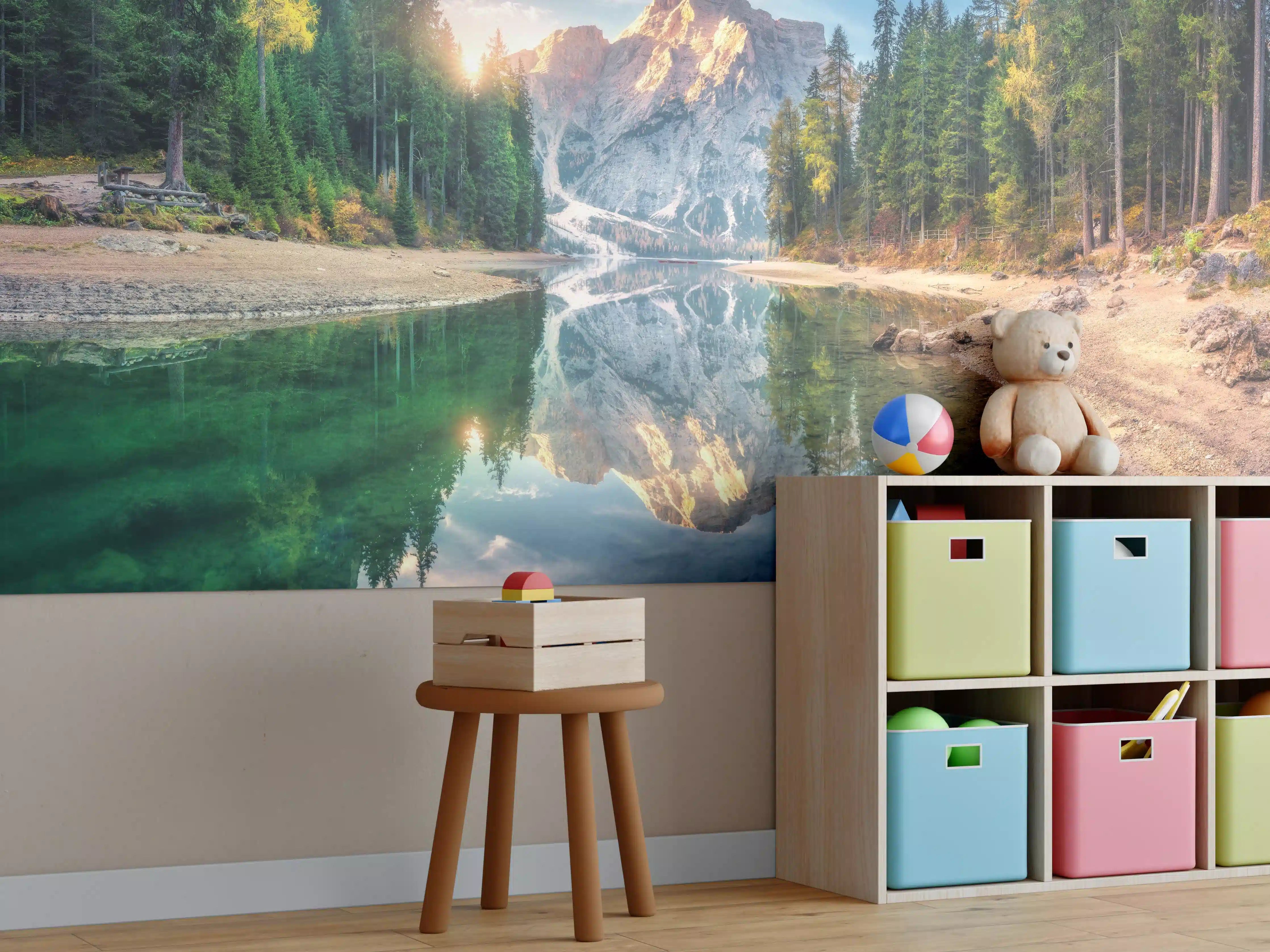 Kinderzimmer Wandgestaltung - Erstaunlicher Pragser Wildsee bei Sonnenaufgang