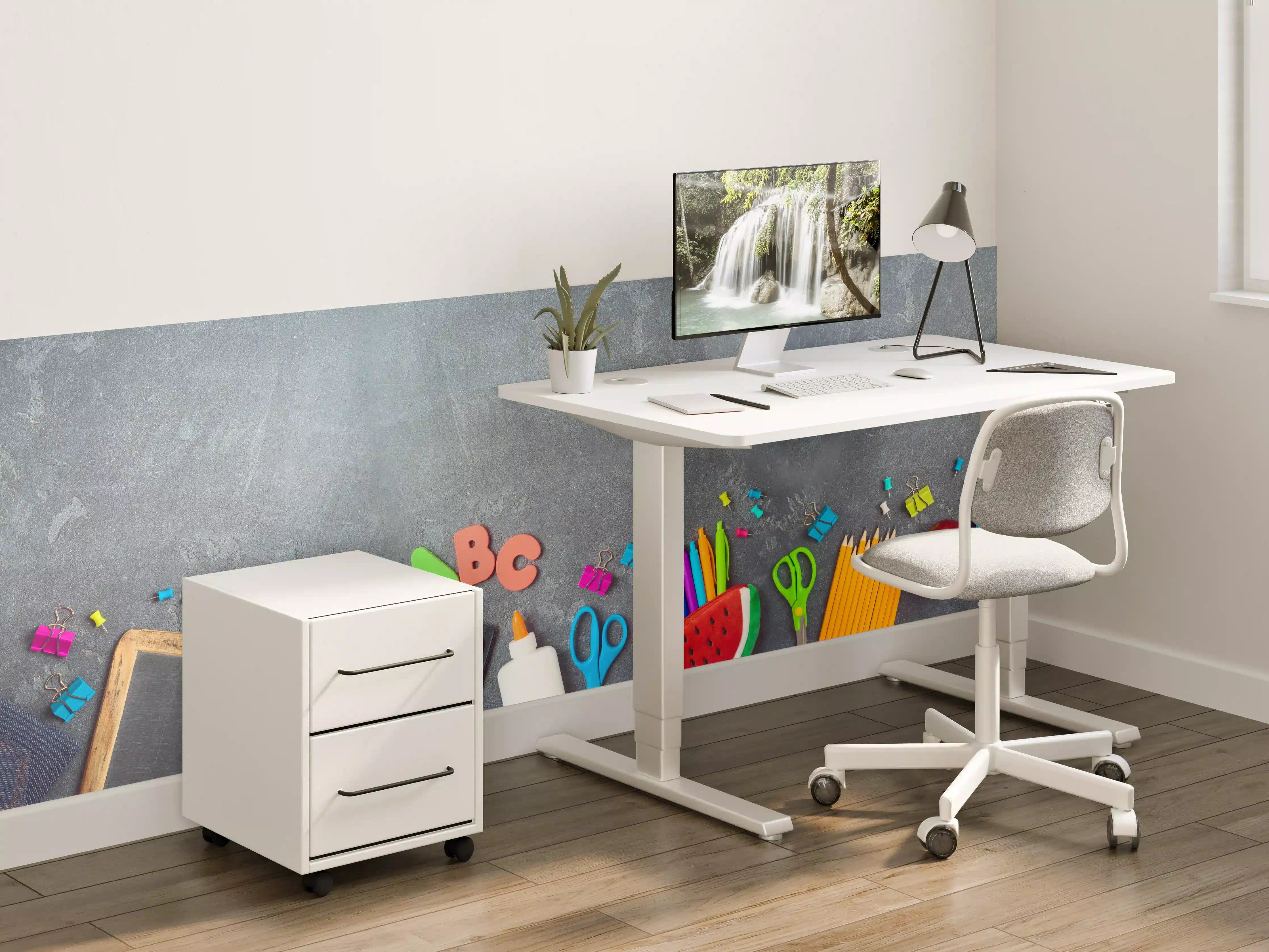 Kinderzimmer Wandgestaltung - Farbenfroher Schulstart auf Tafel