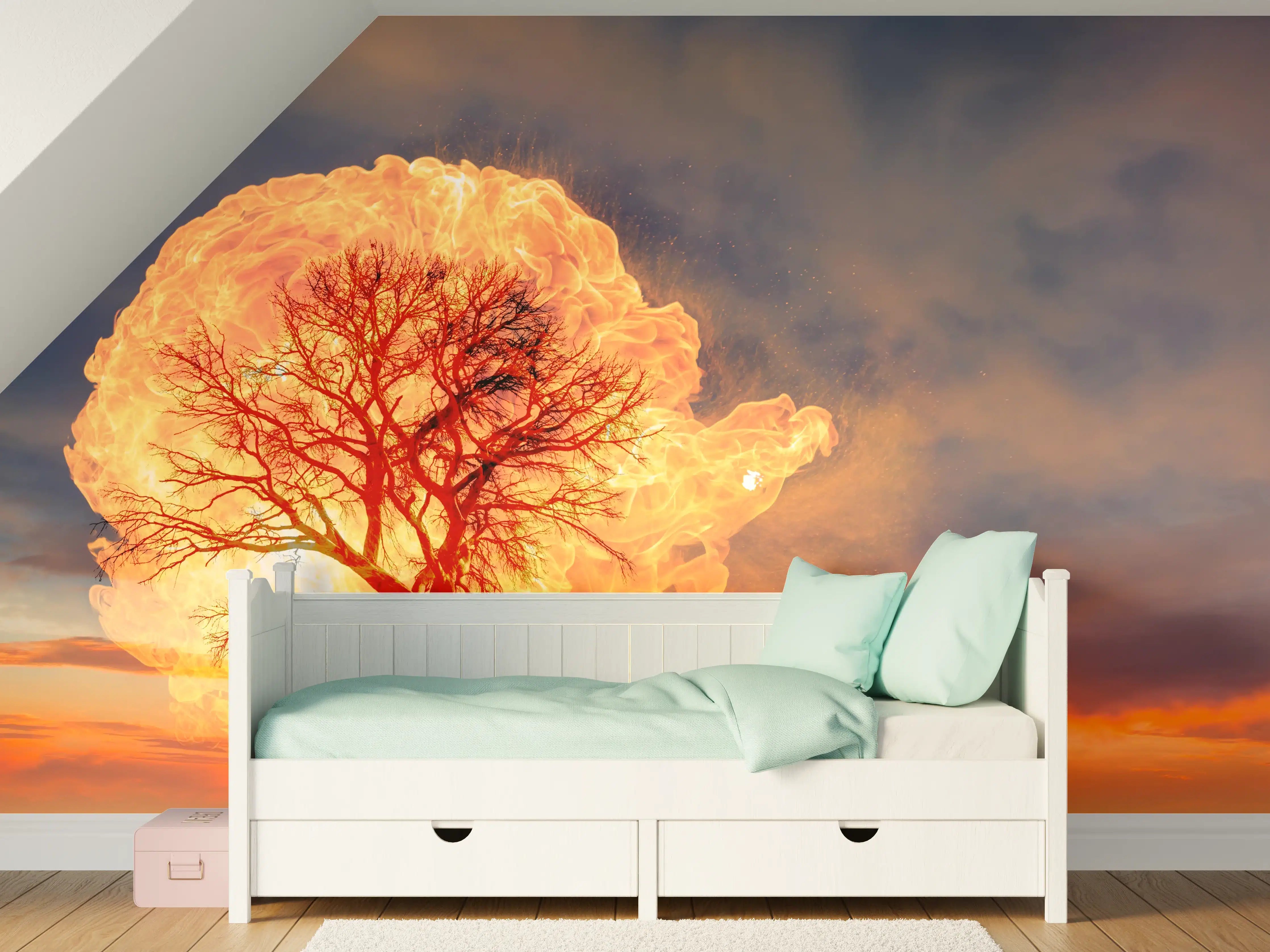 Kinderzimmer Wandgestaltung - Flammender Baum bei Gewitter