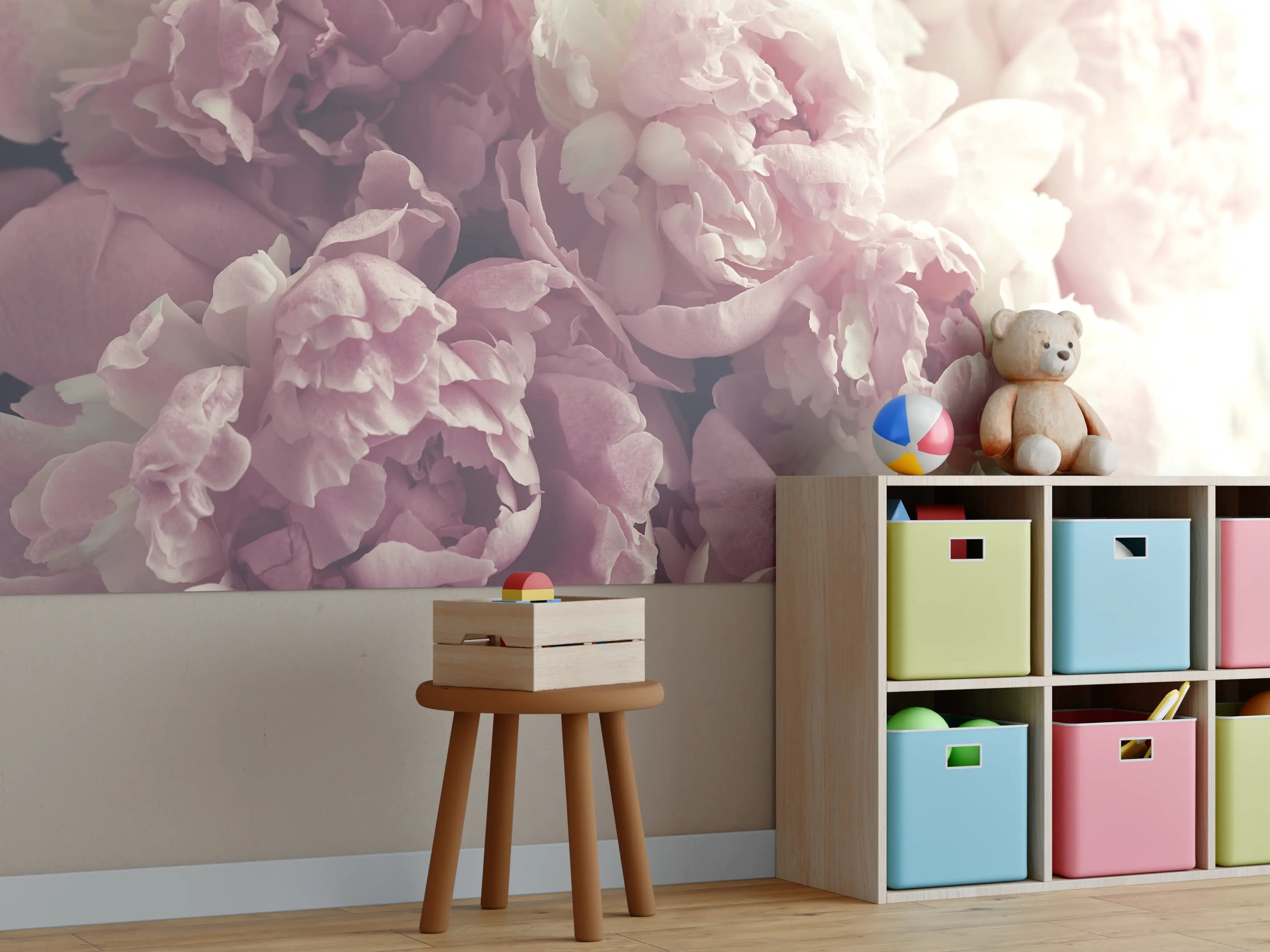 Kinderzimmer Wandgestaltung - Flauschige rosa Pfingstrosen - Vintage