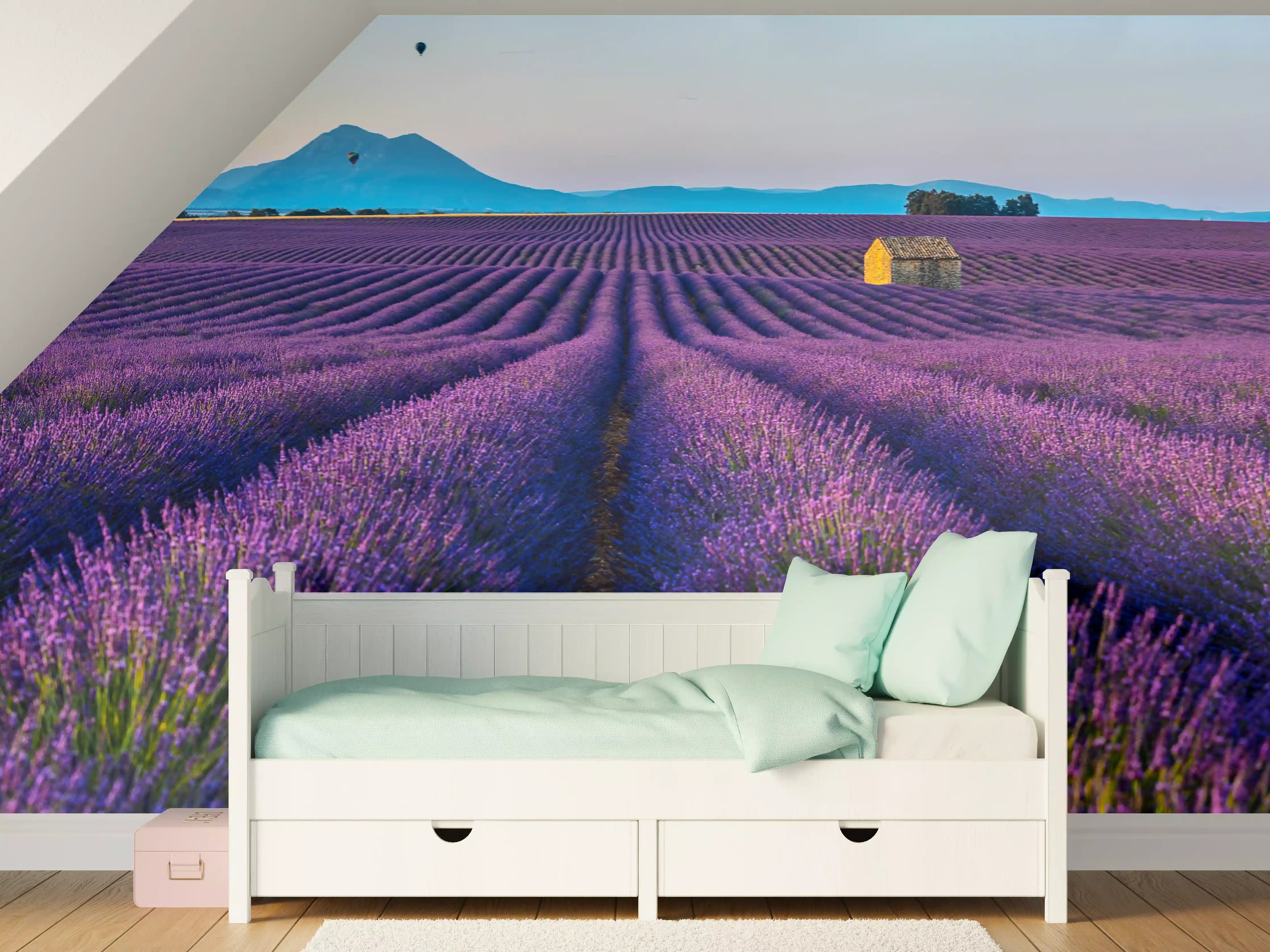 Kinderzimmer Wandgestaltung - Französische Lavendelfelder