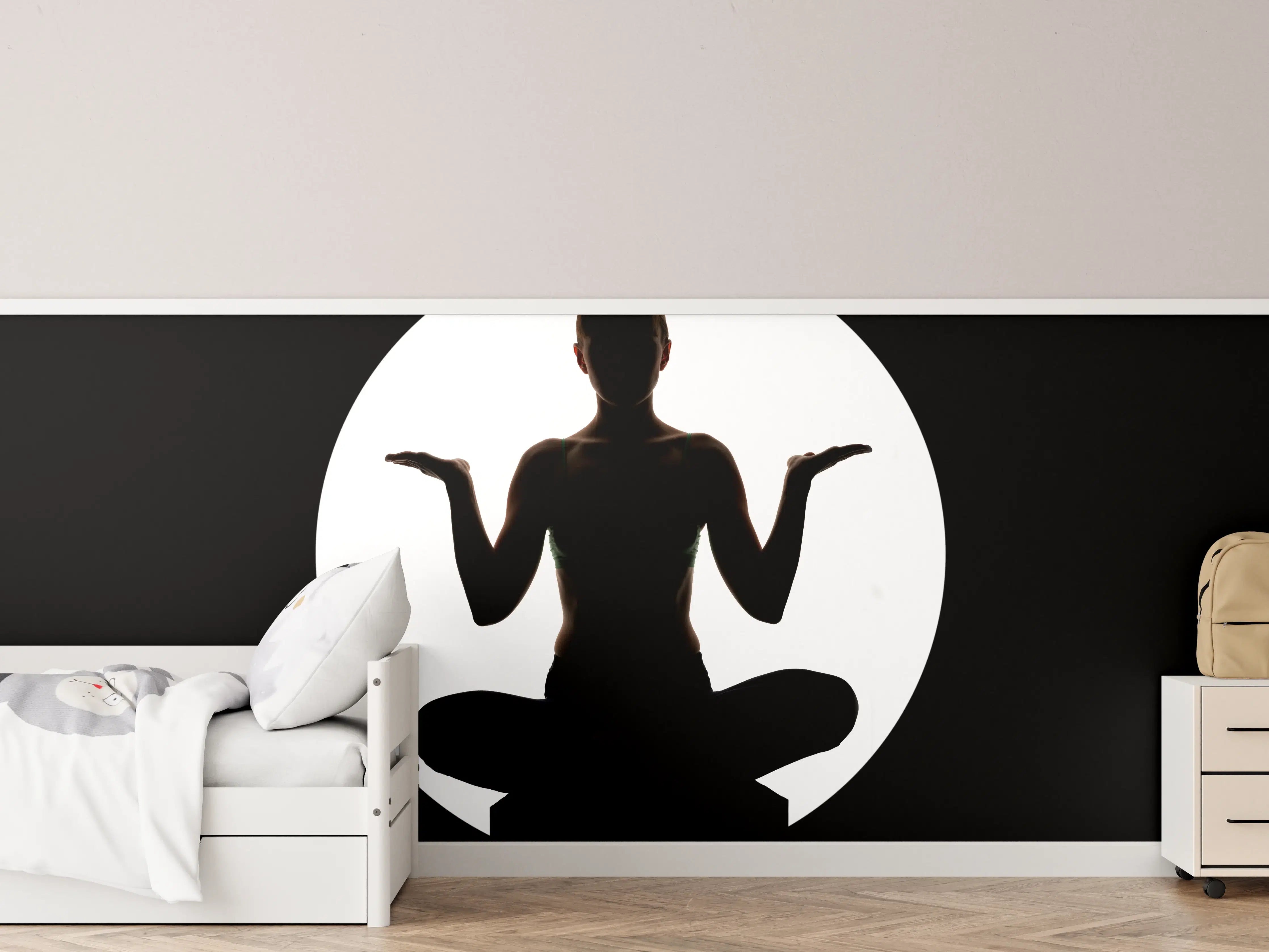 Kinderzimmer Wandgestaltung - Frau Silhouette sitzt in Yoga-Pose