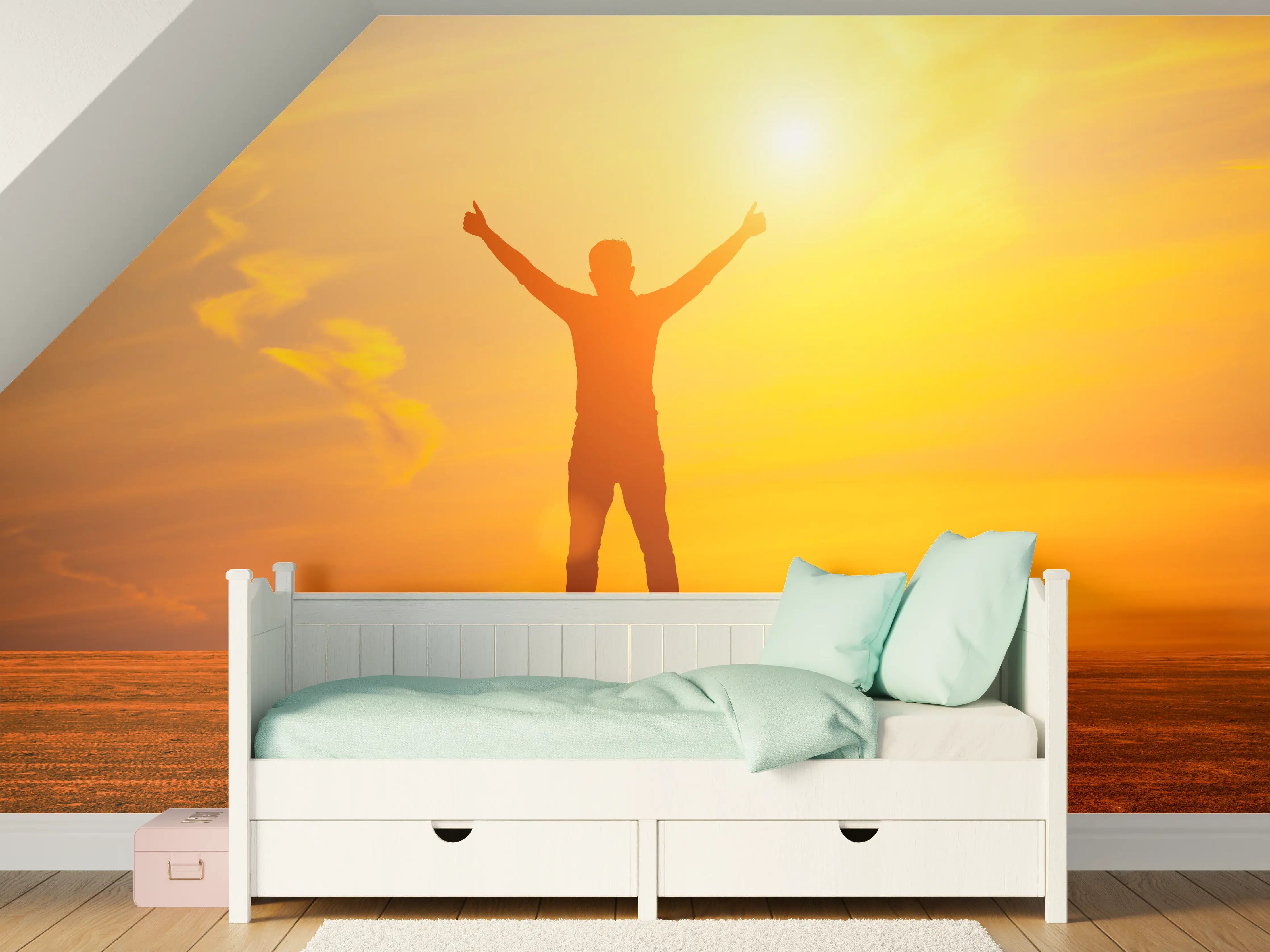 Kinderzimmer Wandgestaltung - Freier Mann im goldenen Licht der Sonne