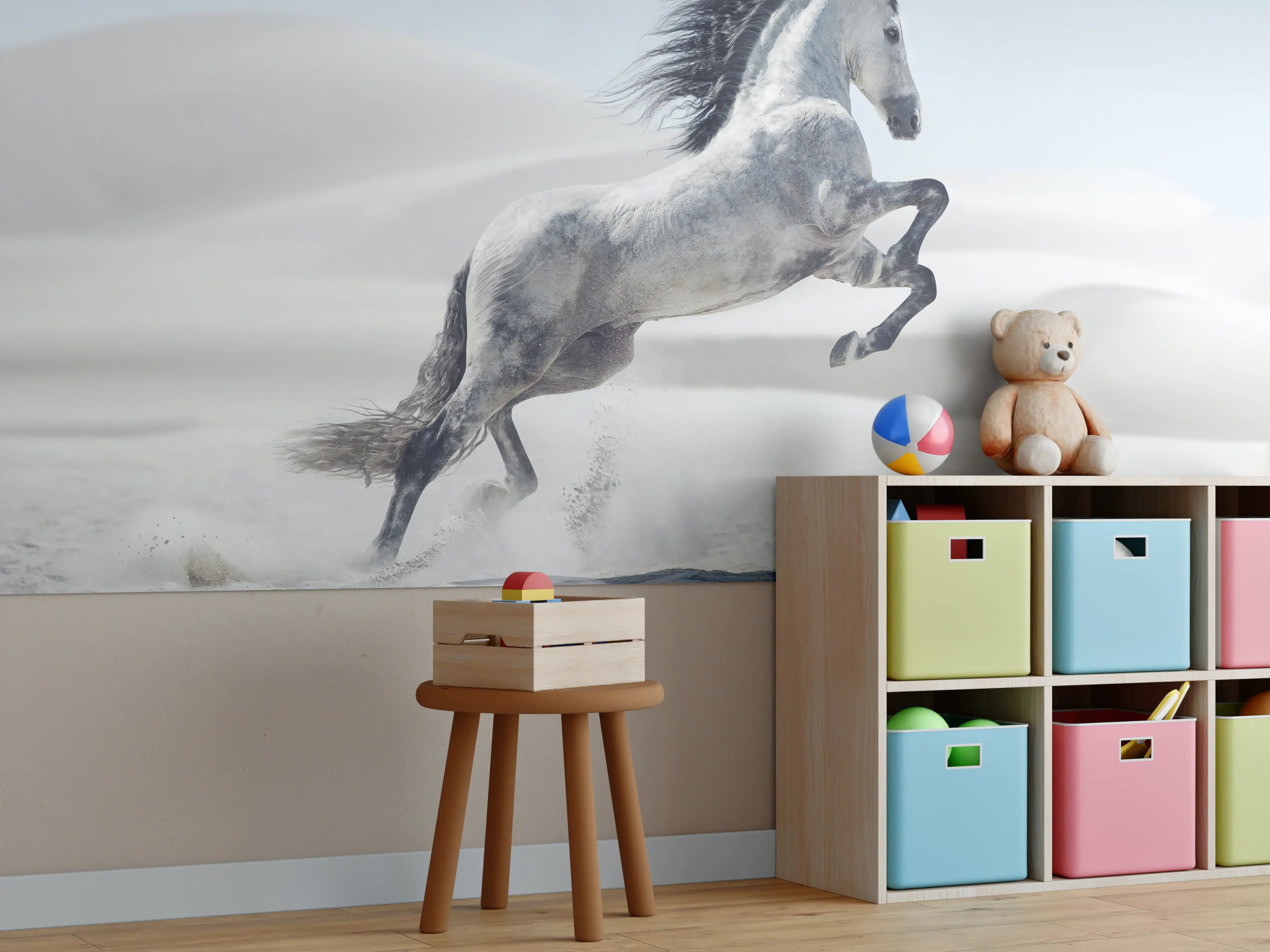 Kinderzimmer Wandgestaltung - Galoppierendes weißes Pferd