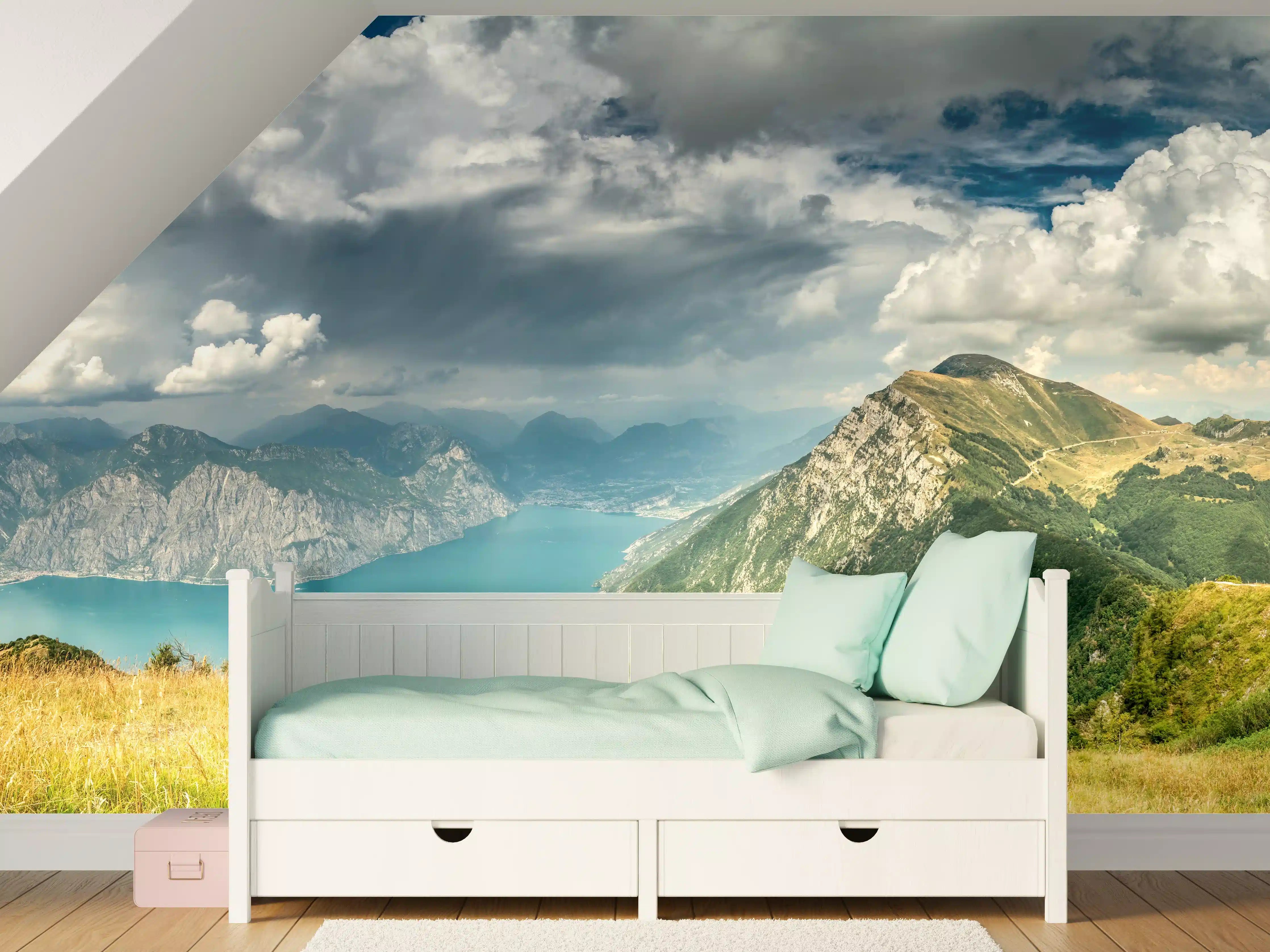 Kinderzimmer Wandgestaltung - Gardasee – Harmonie in Blau-Grün