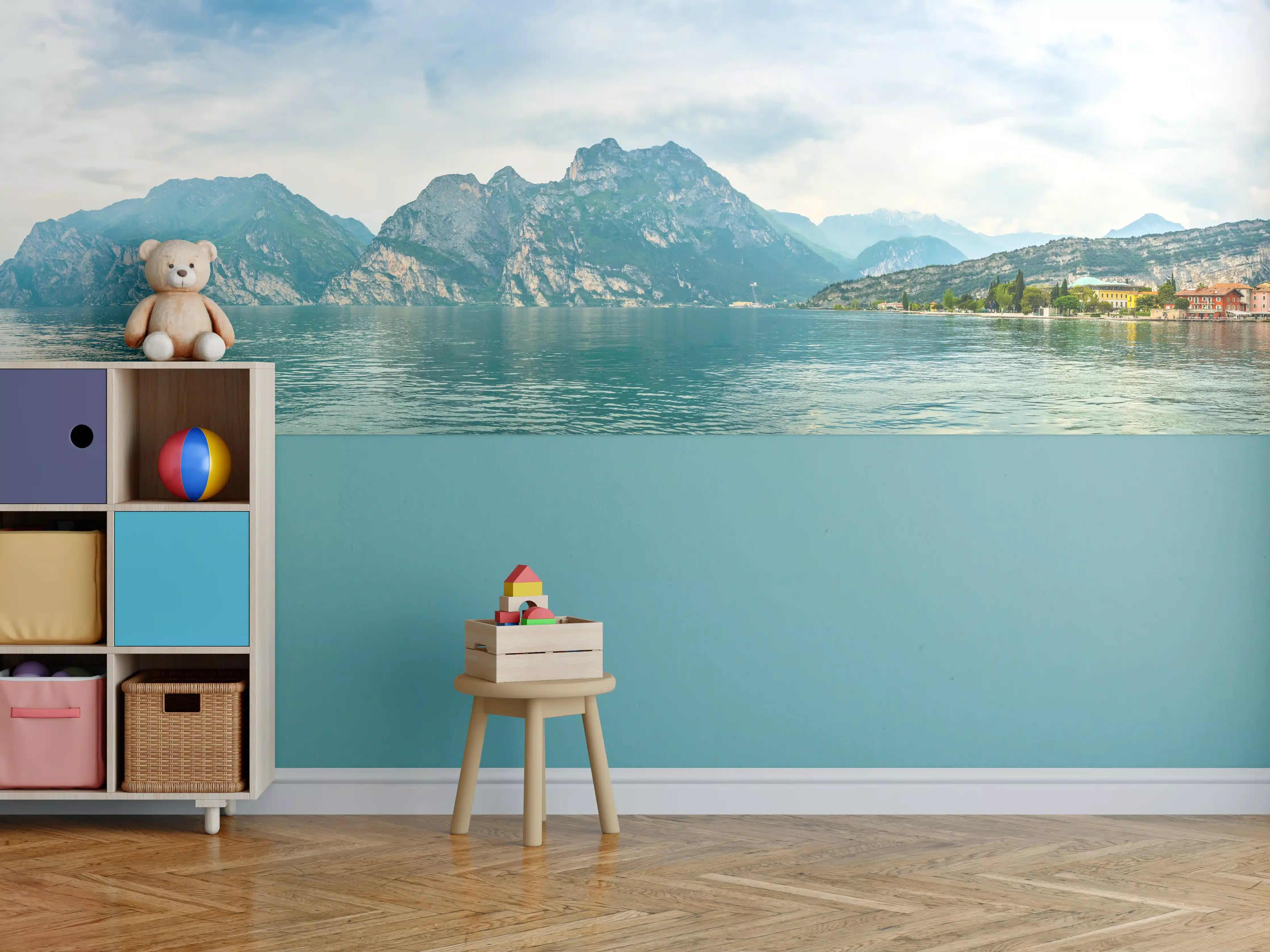 Kinderzimmer Wandgestaltung - Gardasee im Farbenspiel von Himmel und Natur