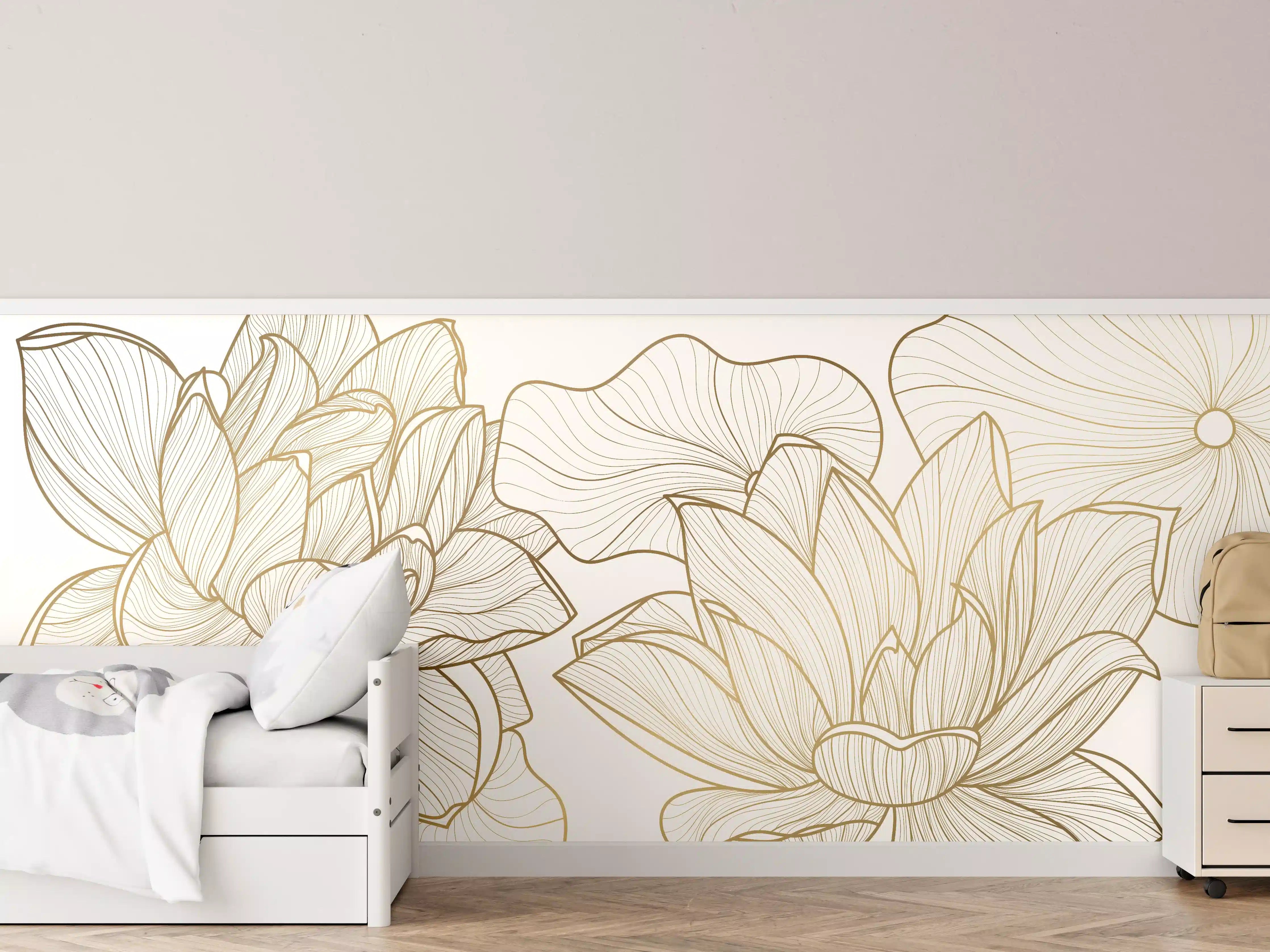 Kinderzimmer Wandgestaltung - Goldene Blüten auf cremefarbenem Hintergrund