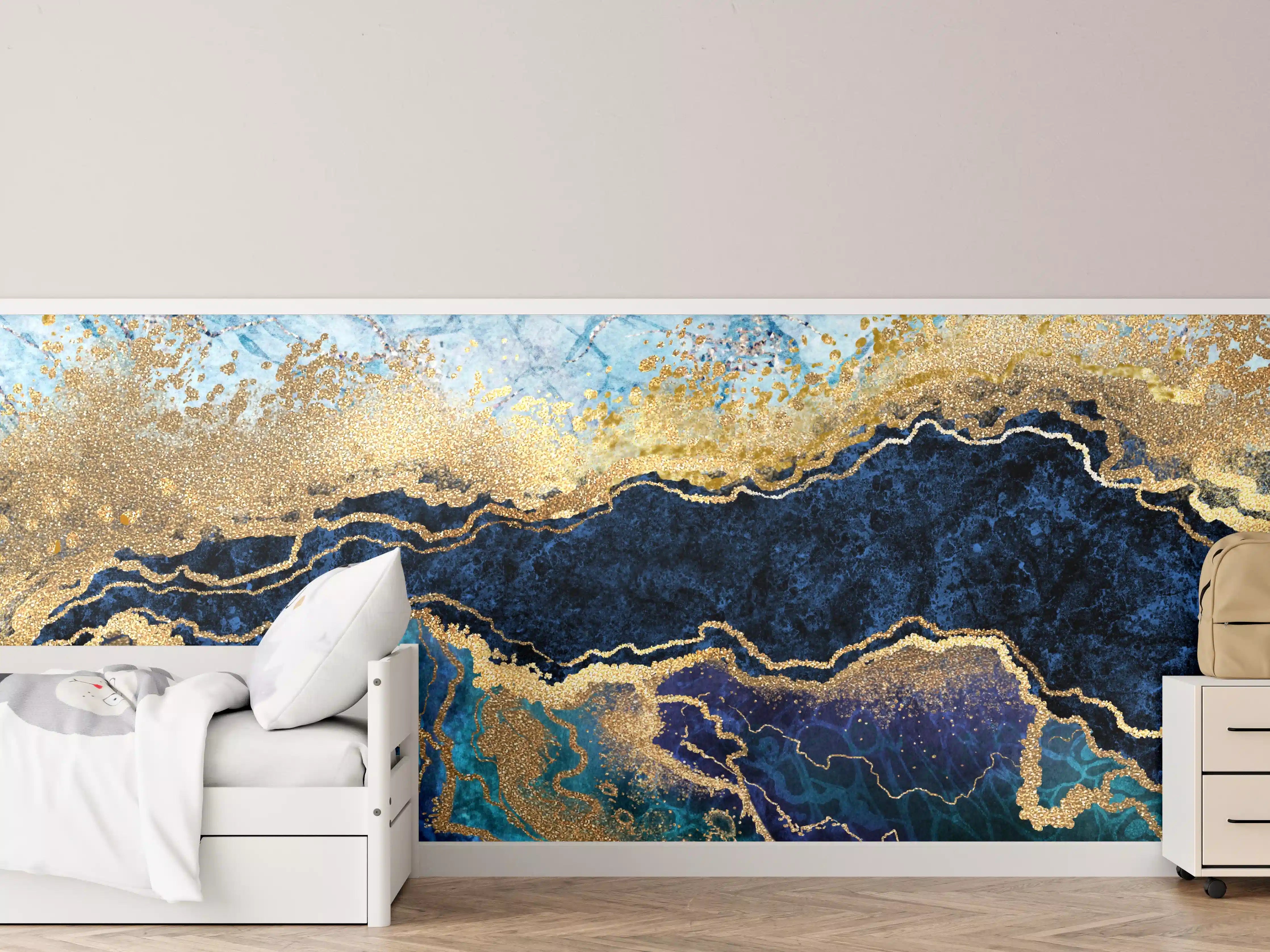 Kinderzimmer Wandgestaltung - Goldene und blaue Marmor-Textur