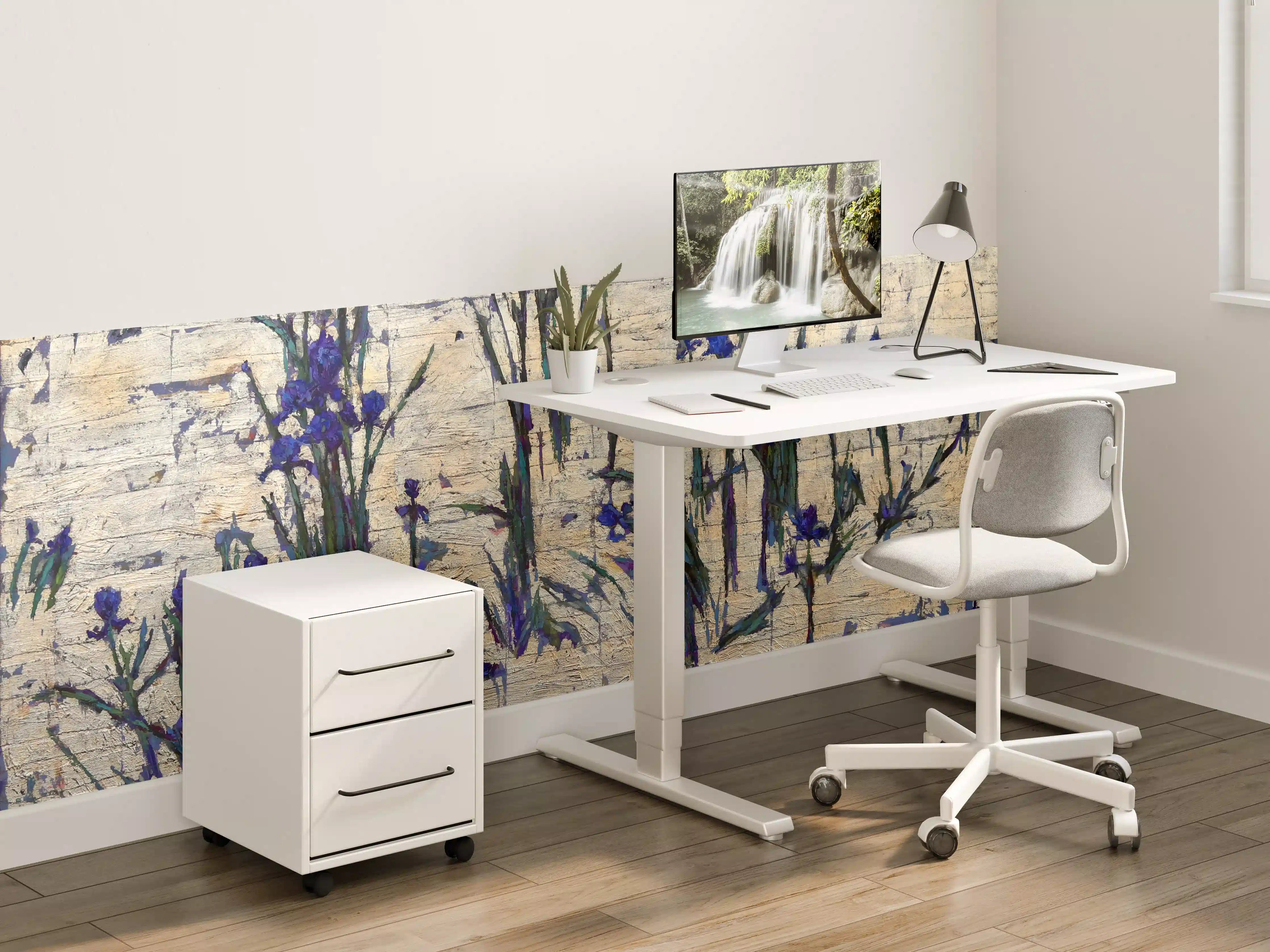 Kinderzimmer Wandgestaltung - Goldener Hintergrund mit Violet