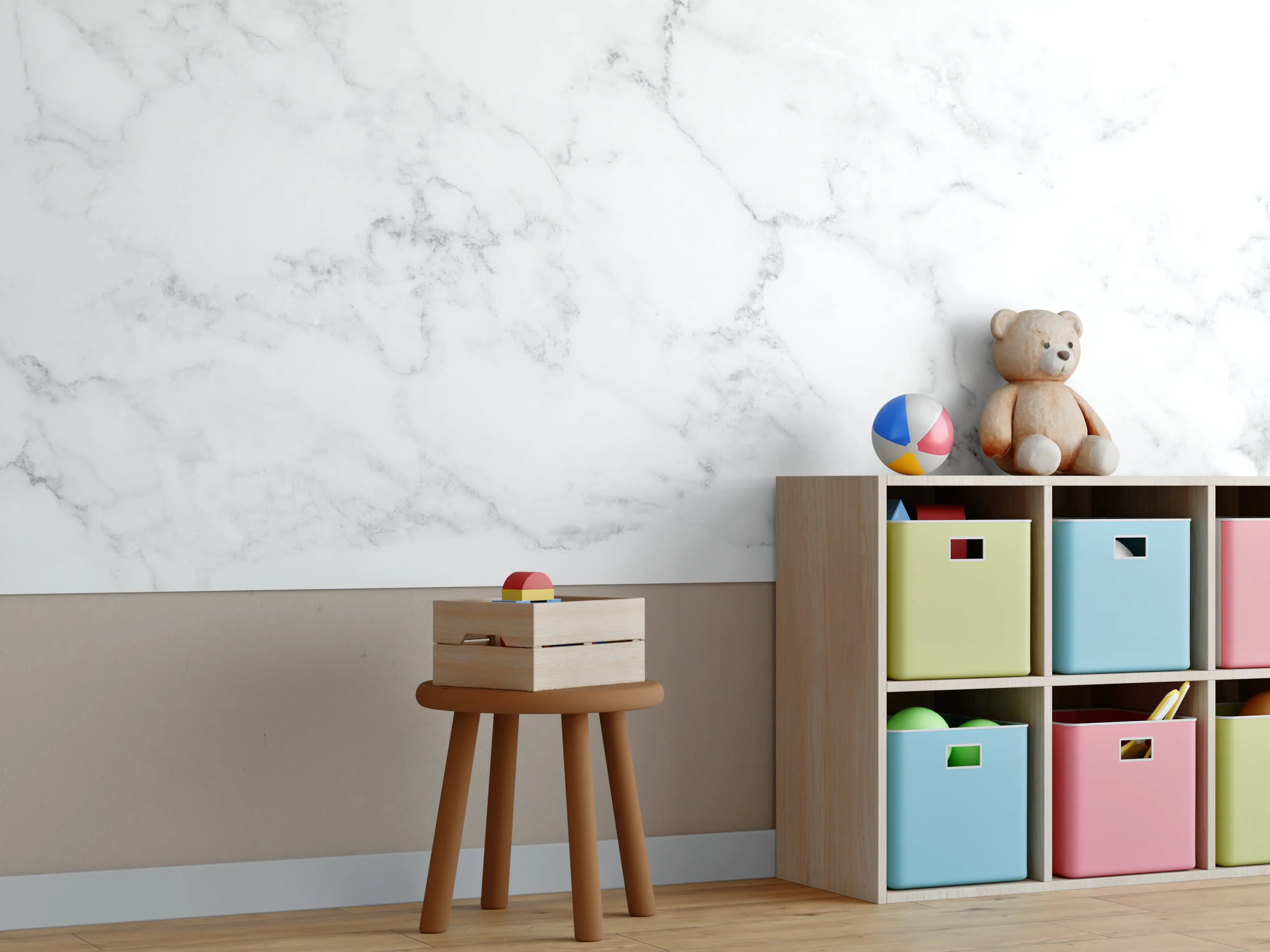 Kinderzimmer Wandgestaltung - Grauer Marmor mit Weißnuancen