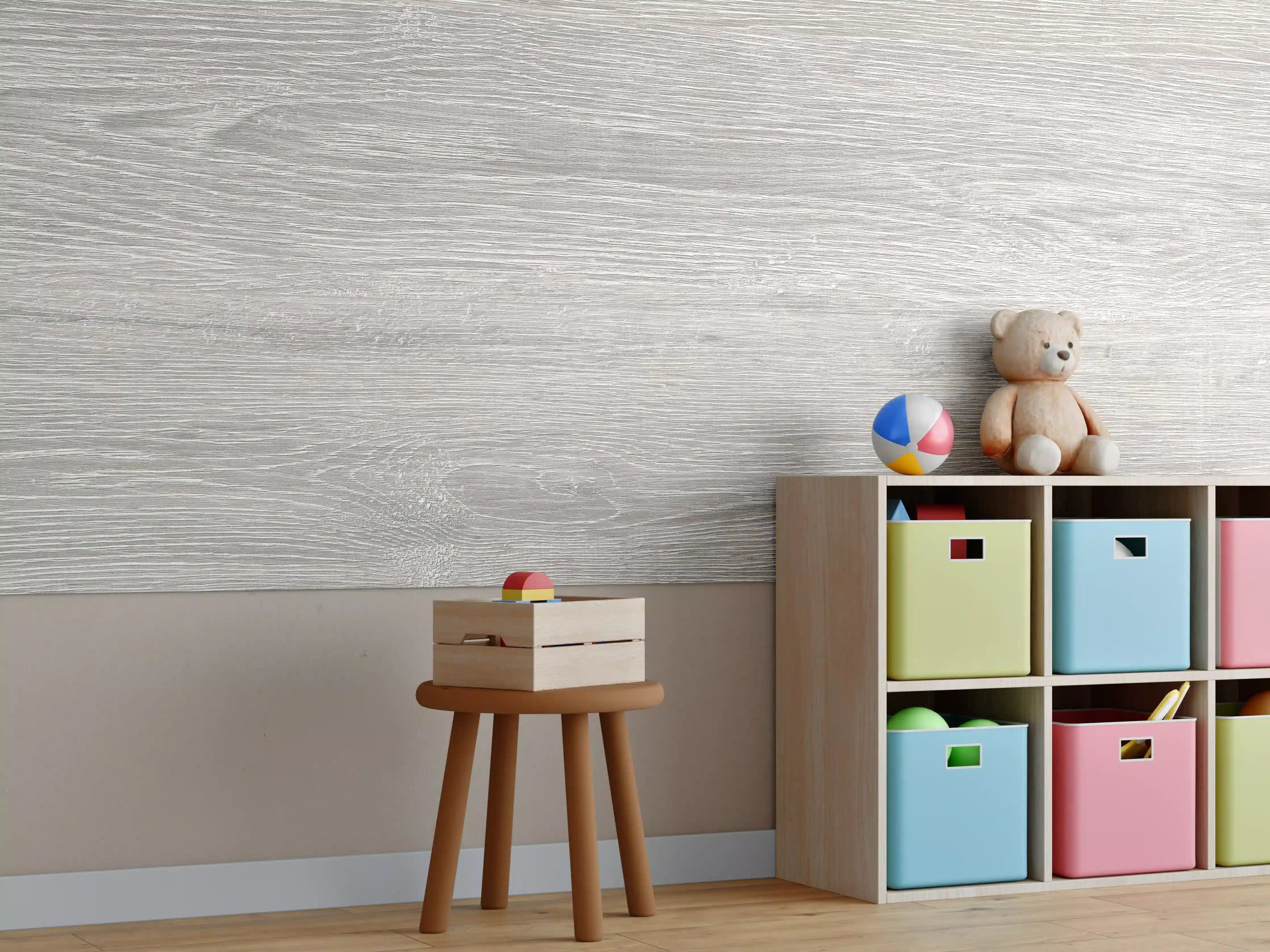 Kinderzimmer Wandgestaltung - Helle Holz-Optik in Naturtönen