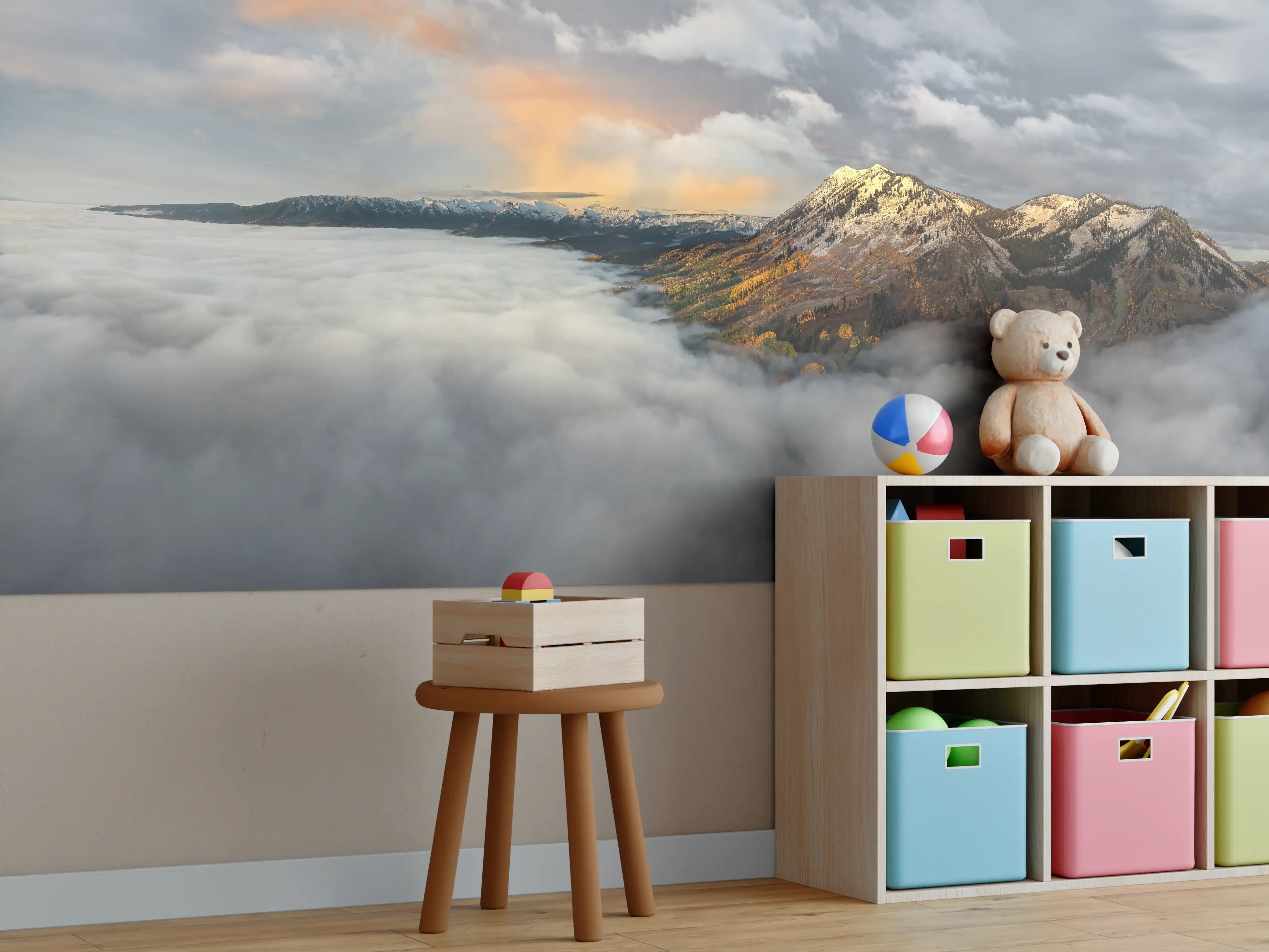 Kinderzimmer Wandgestaltung - Herbstliche Berglandschaft Nebel