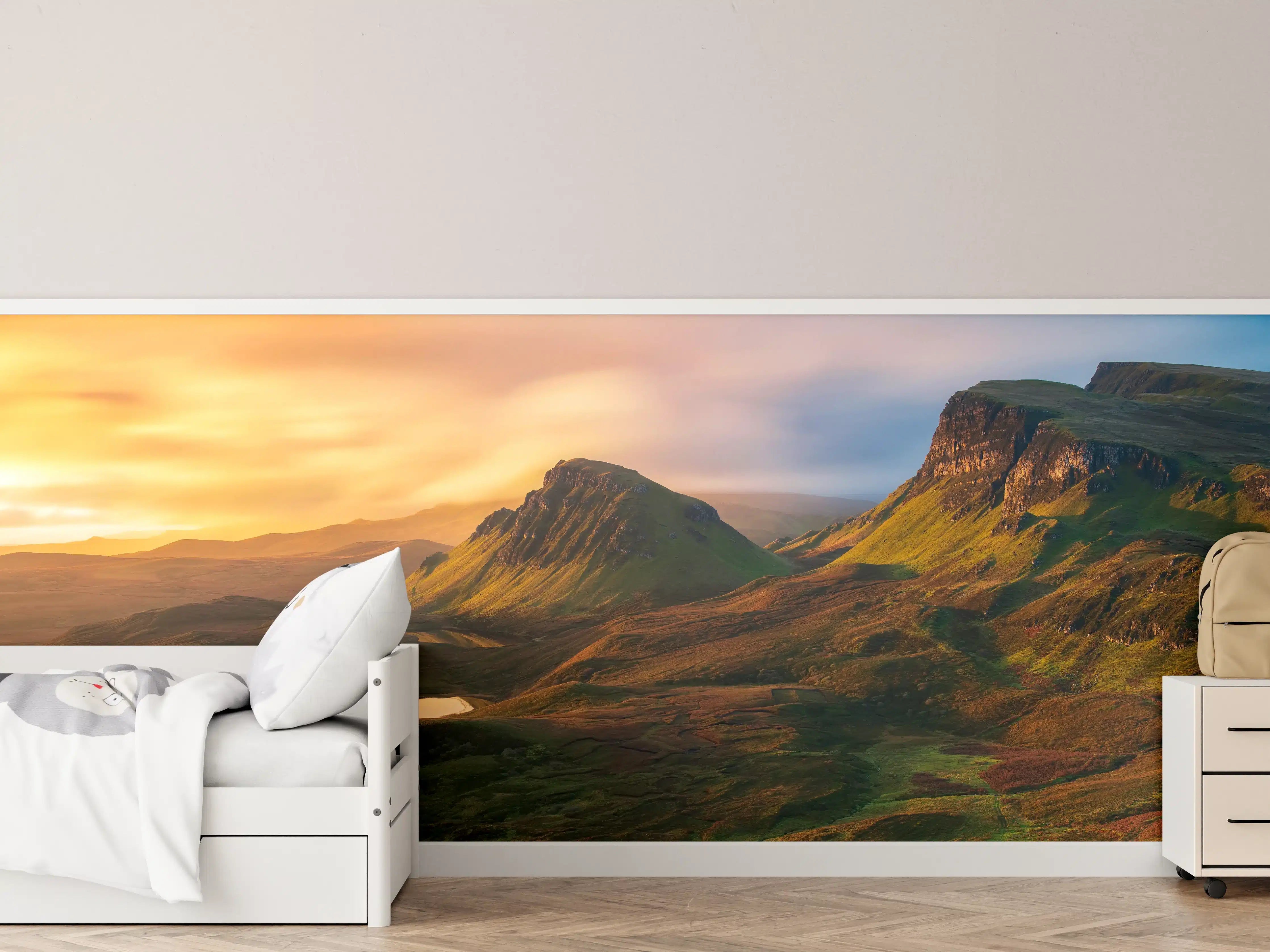 Kinderzimmer Wandgestaltung - Herbstliche Highland-Landschaft