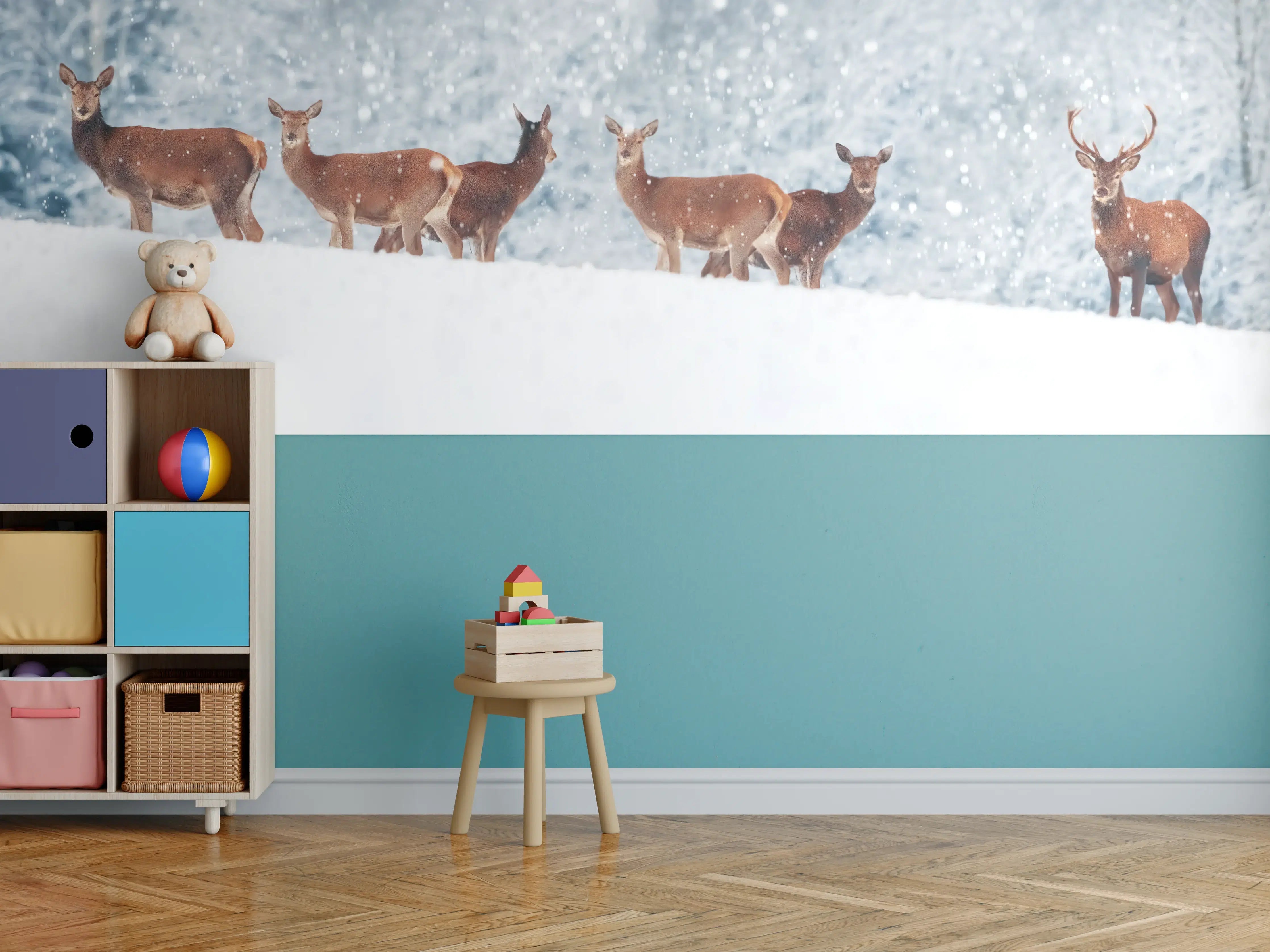 Kinderzimmer Wandgestaltung - Hirsche im weißen Winterpanorama