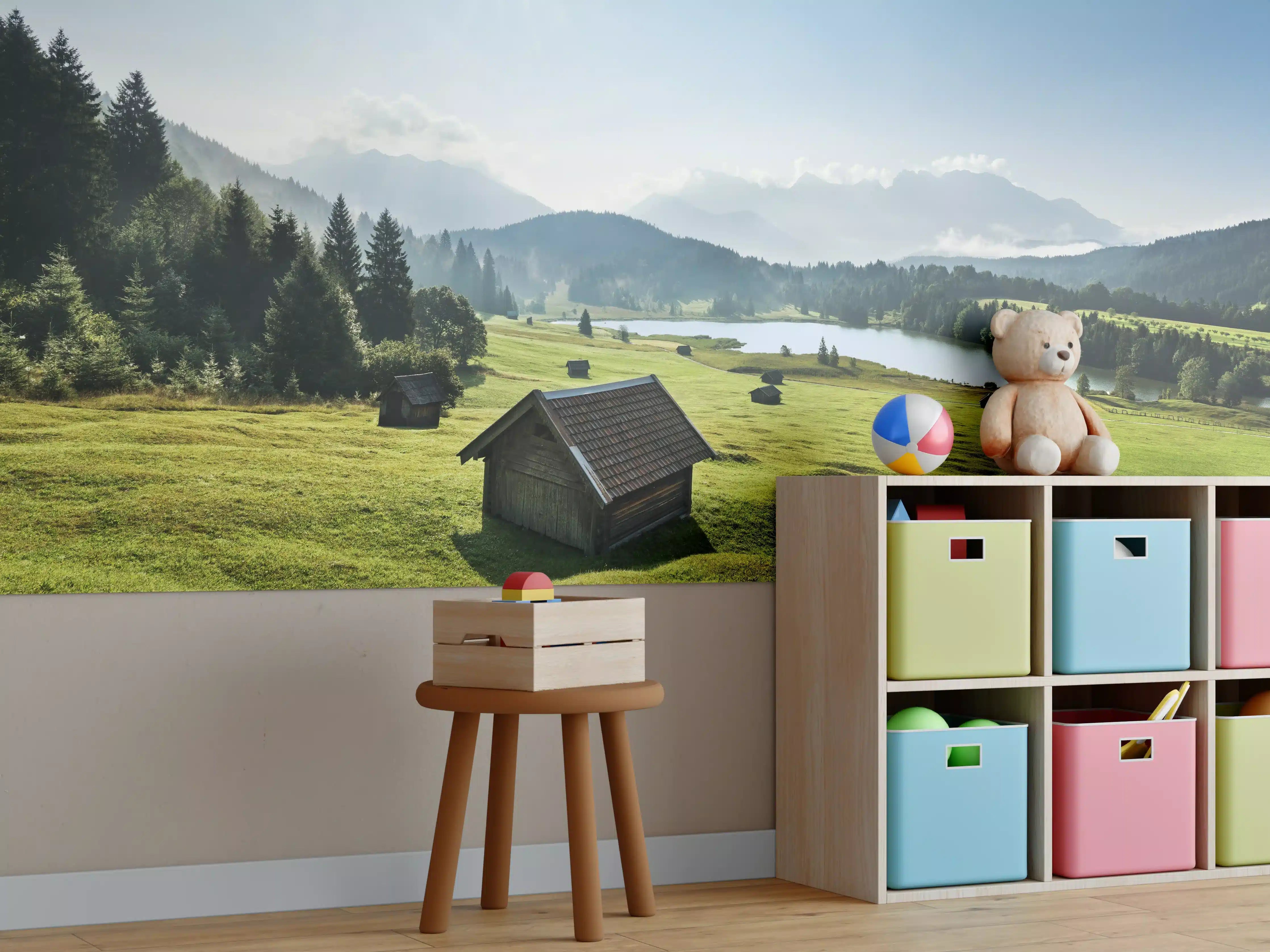 Kinderzimmer Wandgestaltung - Idyllisches Alpenpanorama mit See
