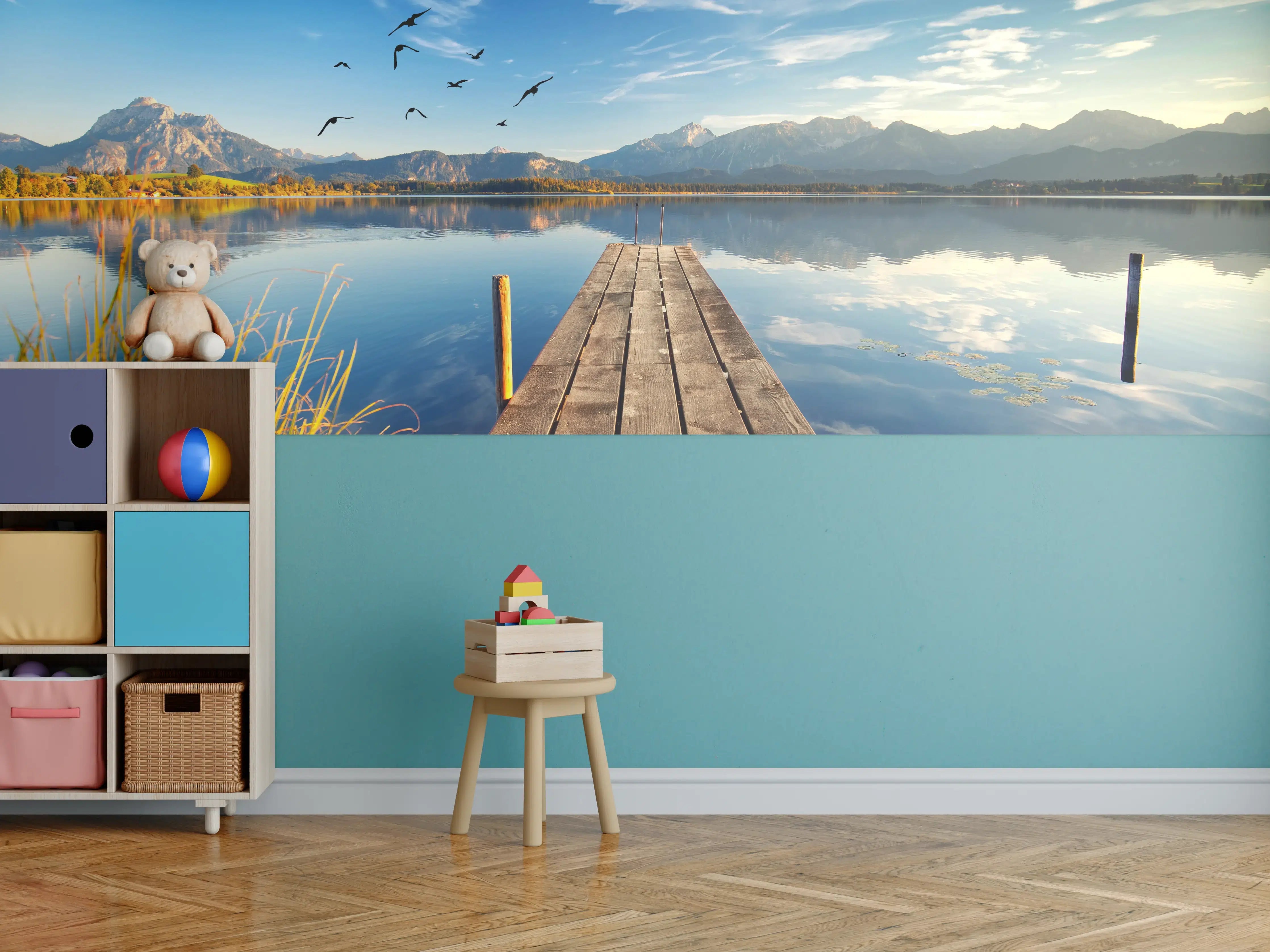 Kinderzimmer Wandgestaltung - Idyllisches Dorf in Bayerischen Alpen