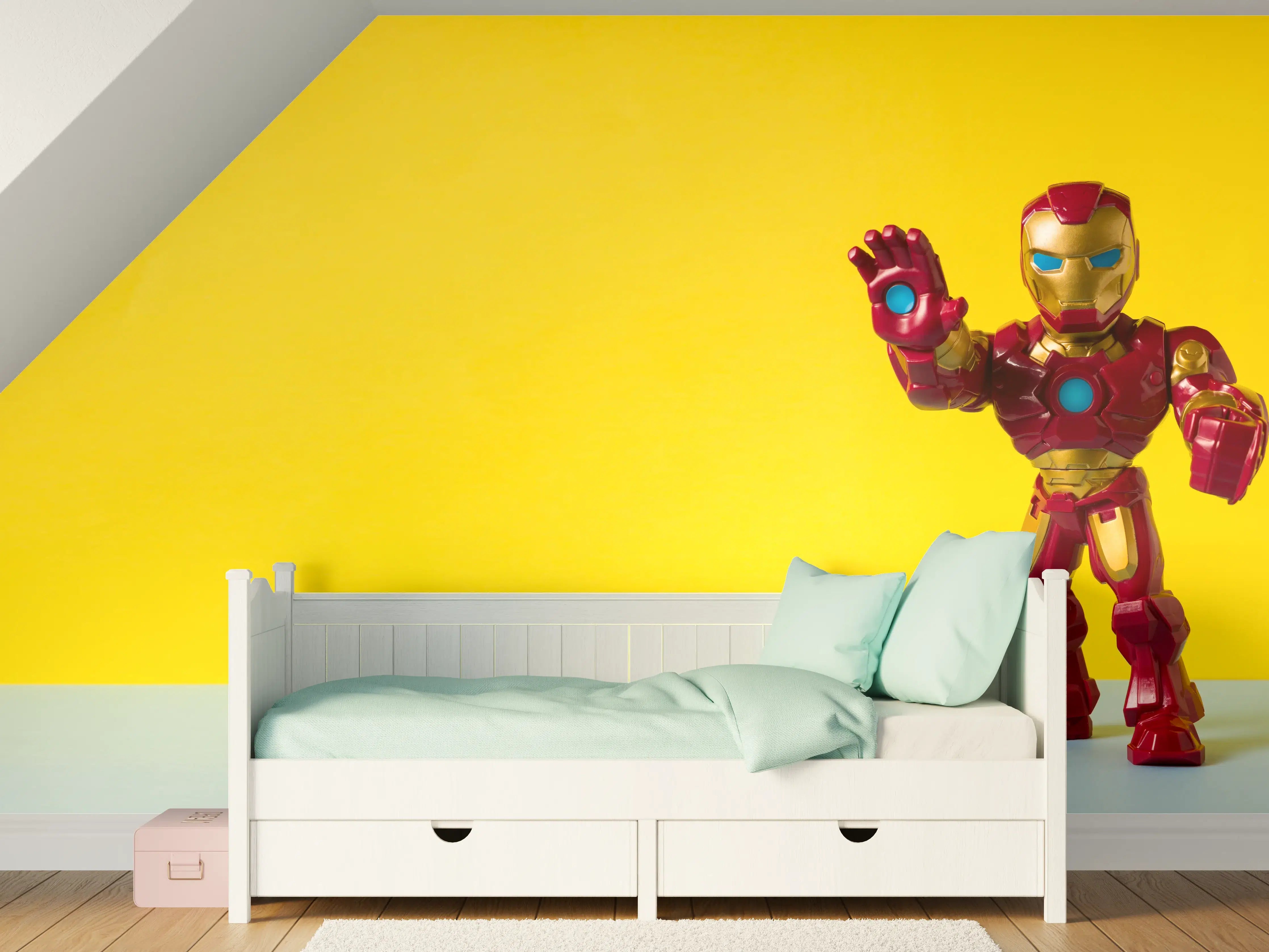 Kinderzimmer Wandgestaltung - Iron Man Figur Gelber Hintergrund