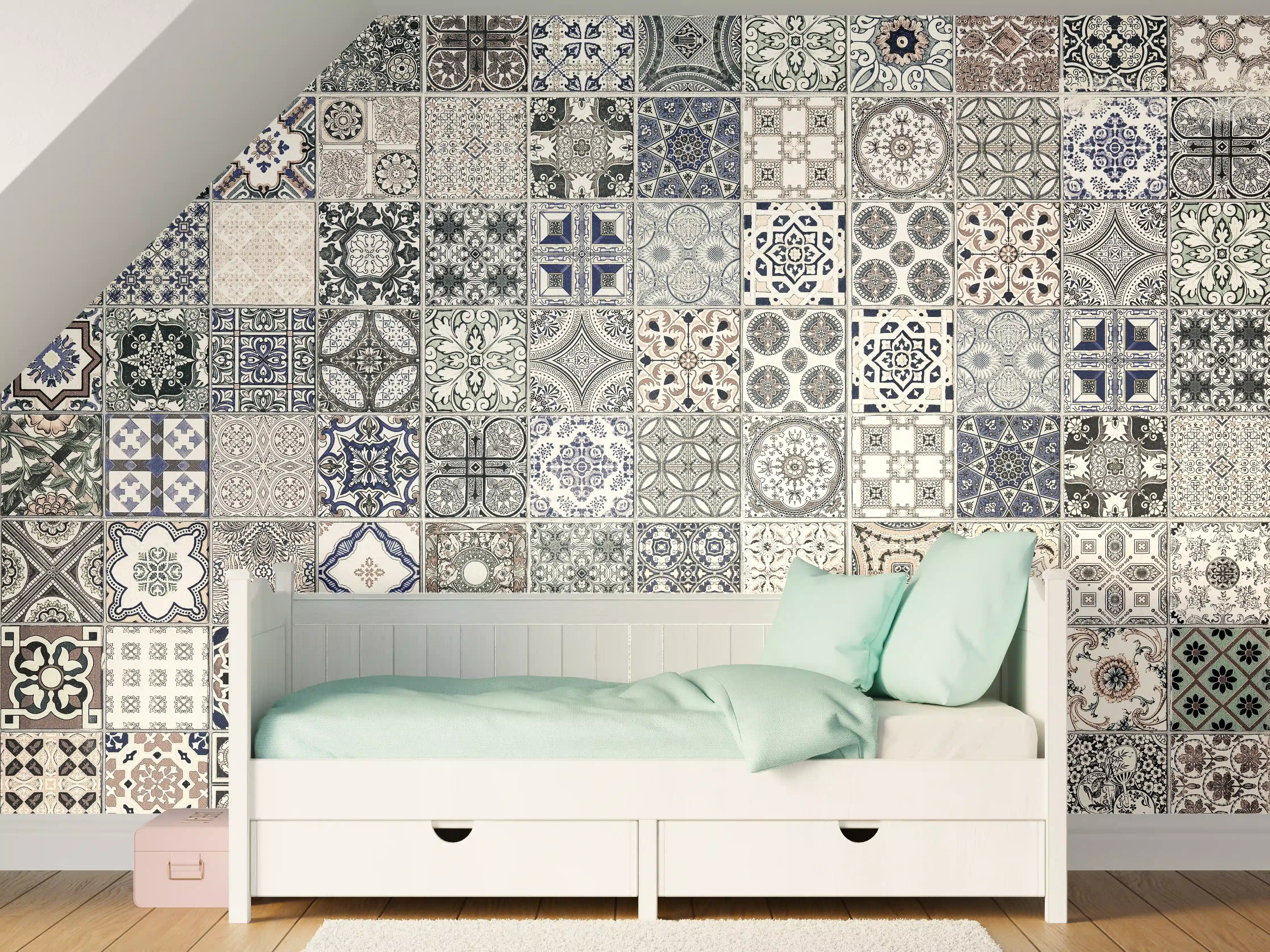 Kinderzimmer Wandgestaltung - Keramik-Patchwork im arabischen Stil