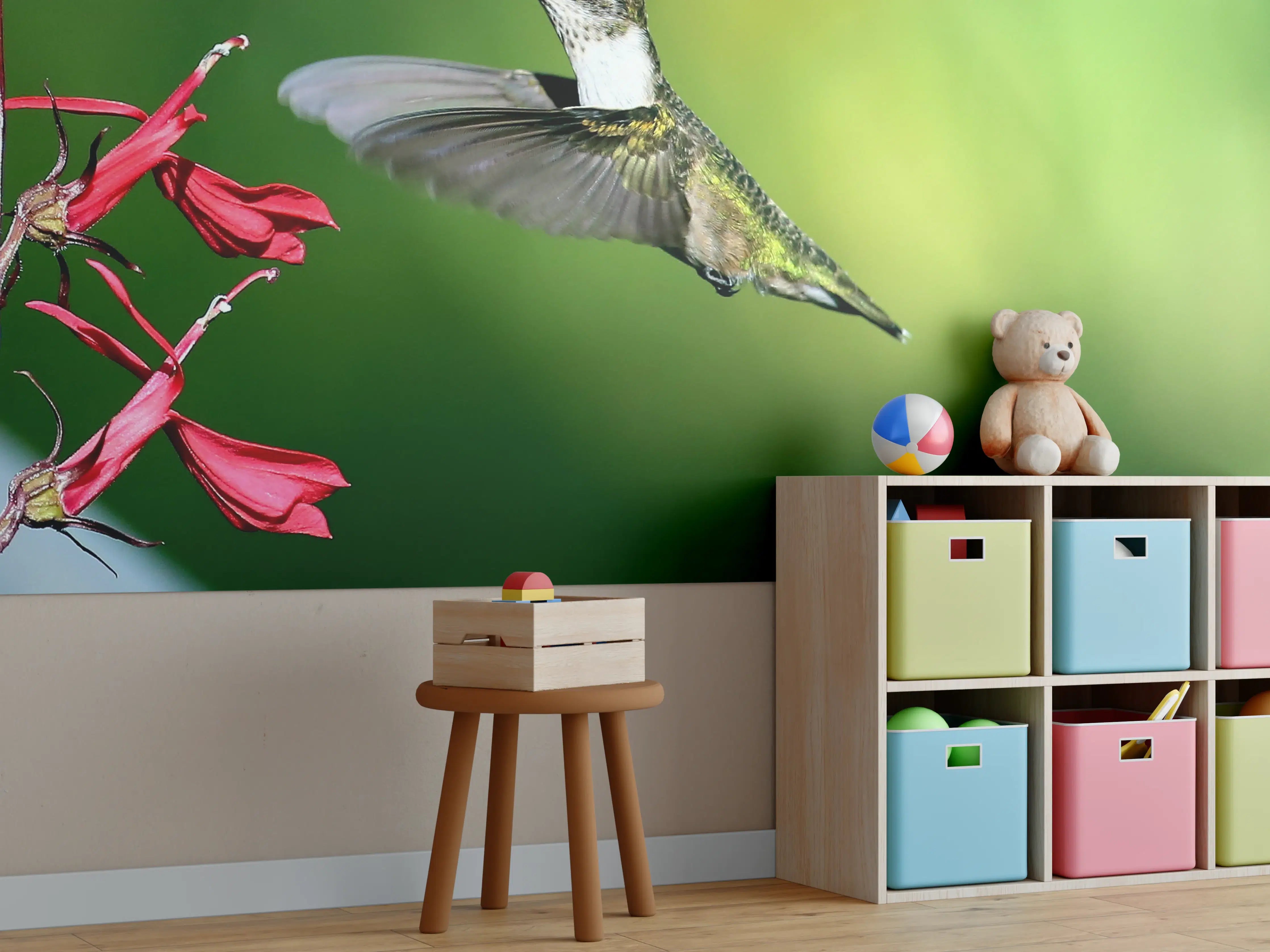 Kinderzimmer Wandgestaltung - Kolibri-Weibchen im Flug