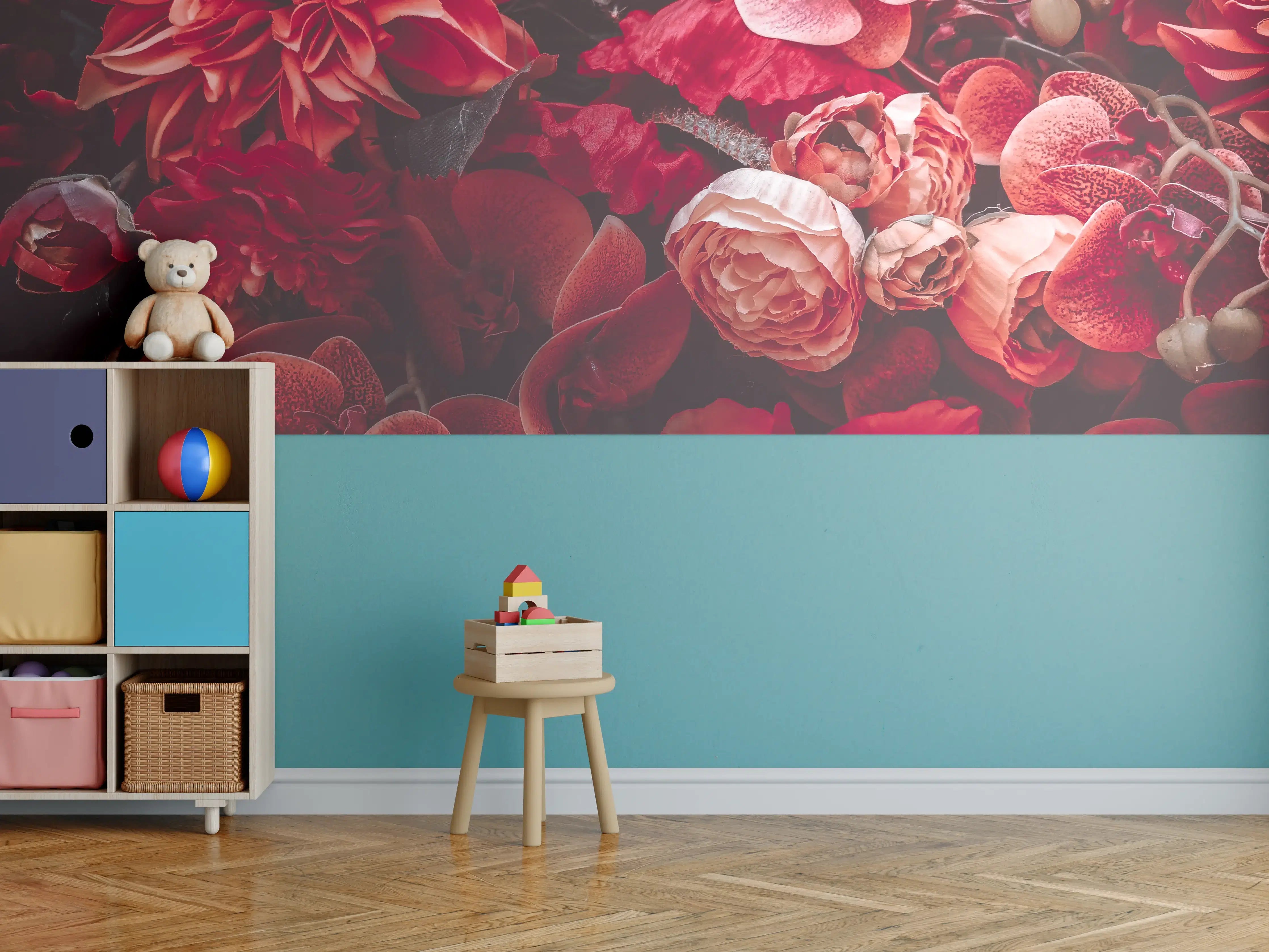 Kinderzimmer Wandgestaltung - Künstliche rötliche Blumen