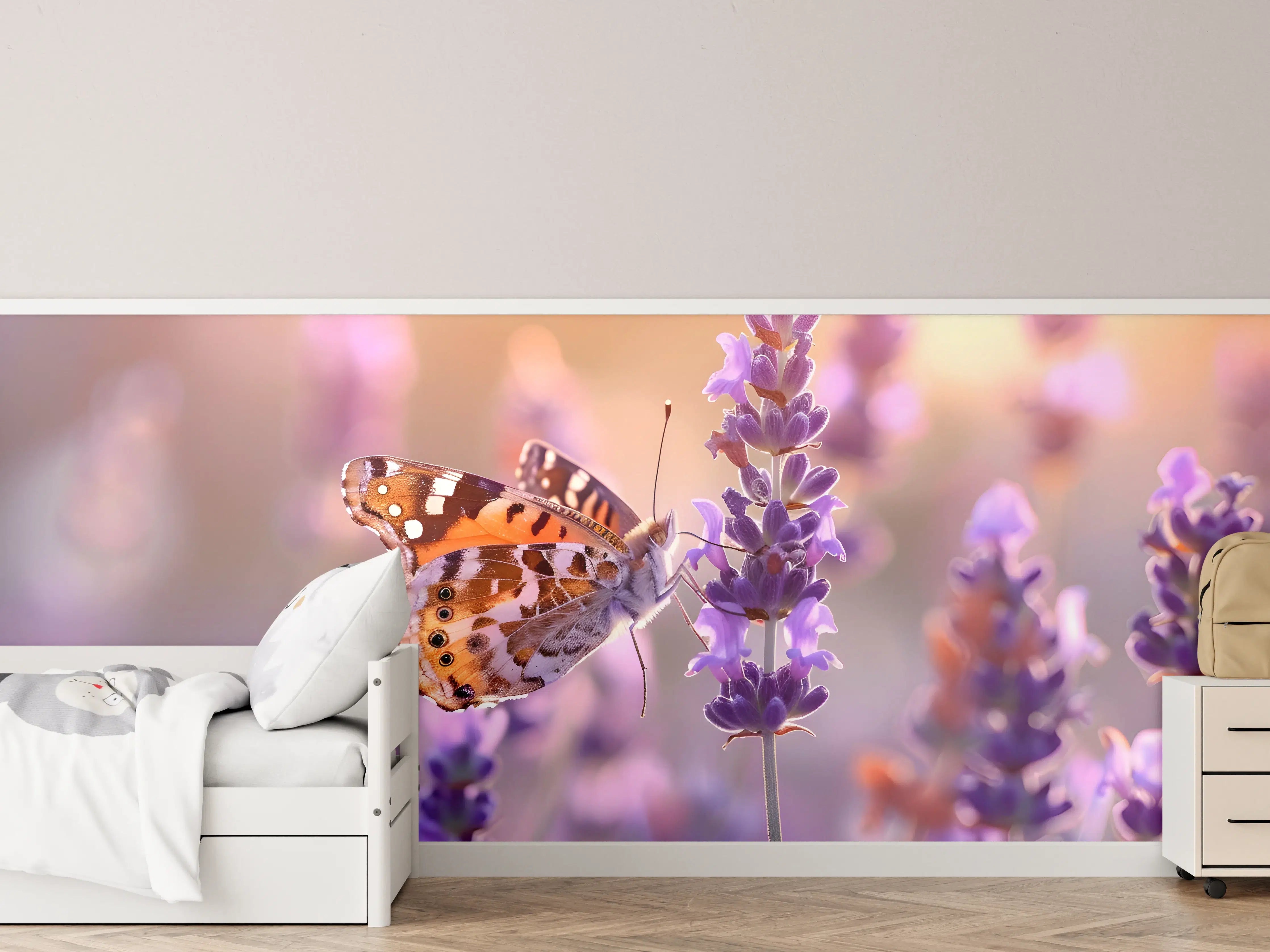 Kinderzimmer Wandgestaltung - Lavendel-Schmetterling in Pastell