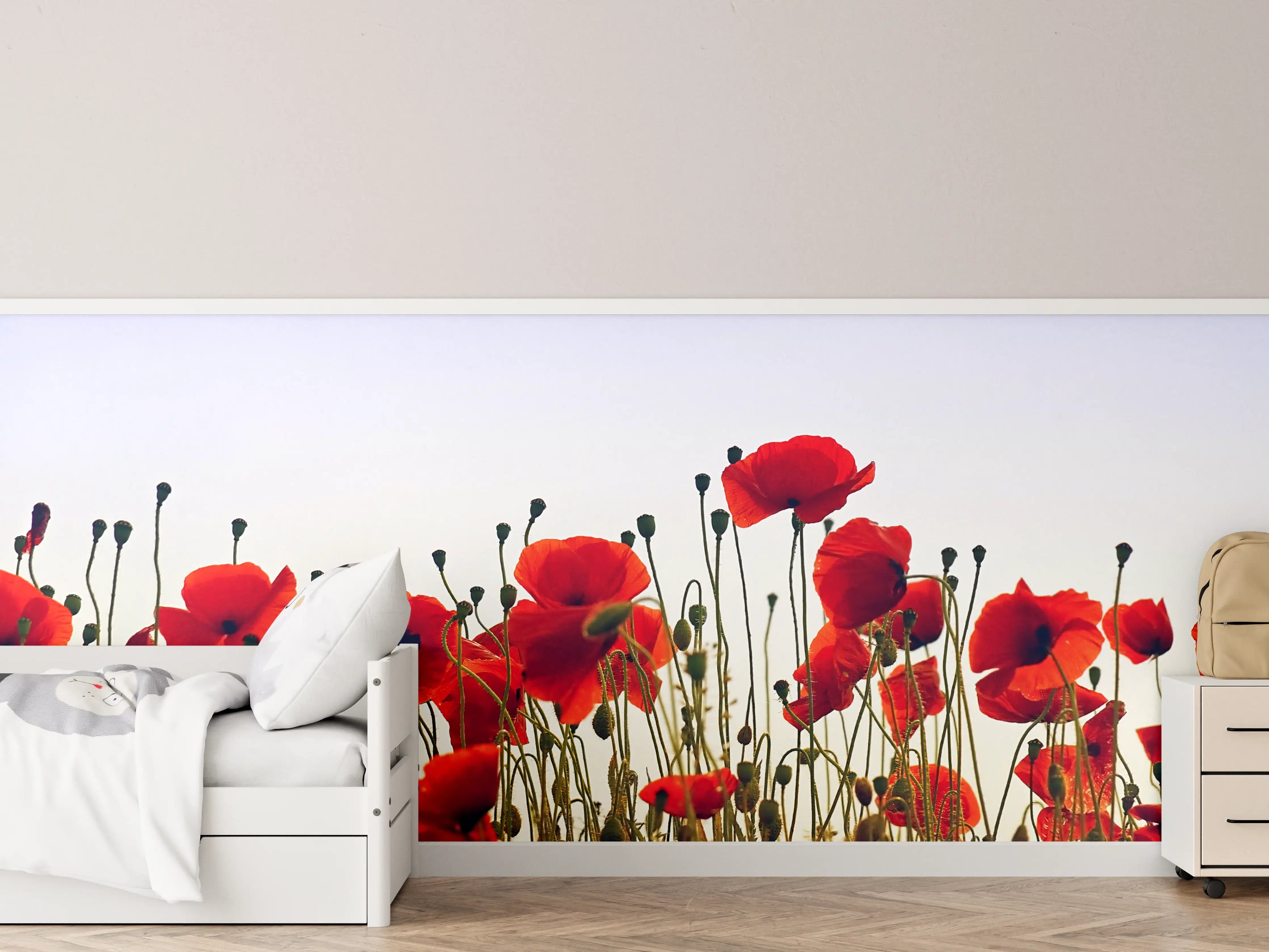 Kinderzimmer Wandgestaltung - Lebendige Mohnblumen im Sonnenlicht