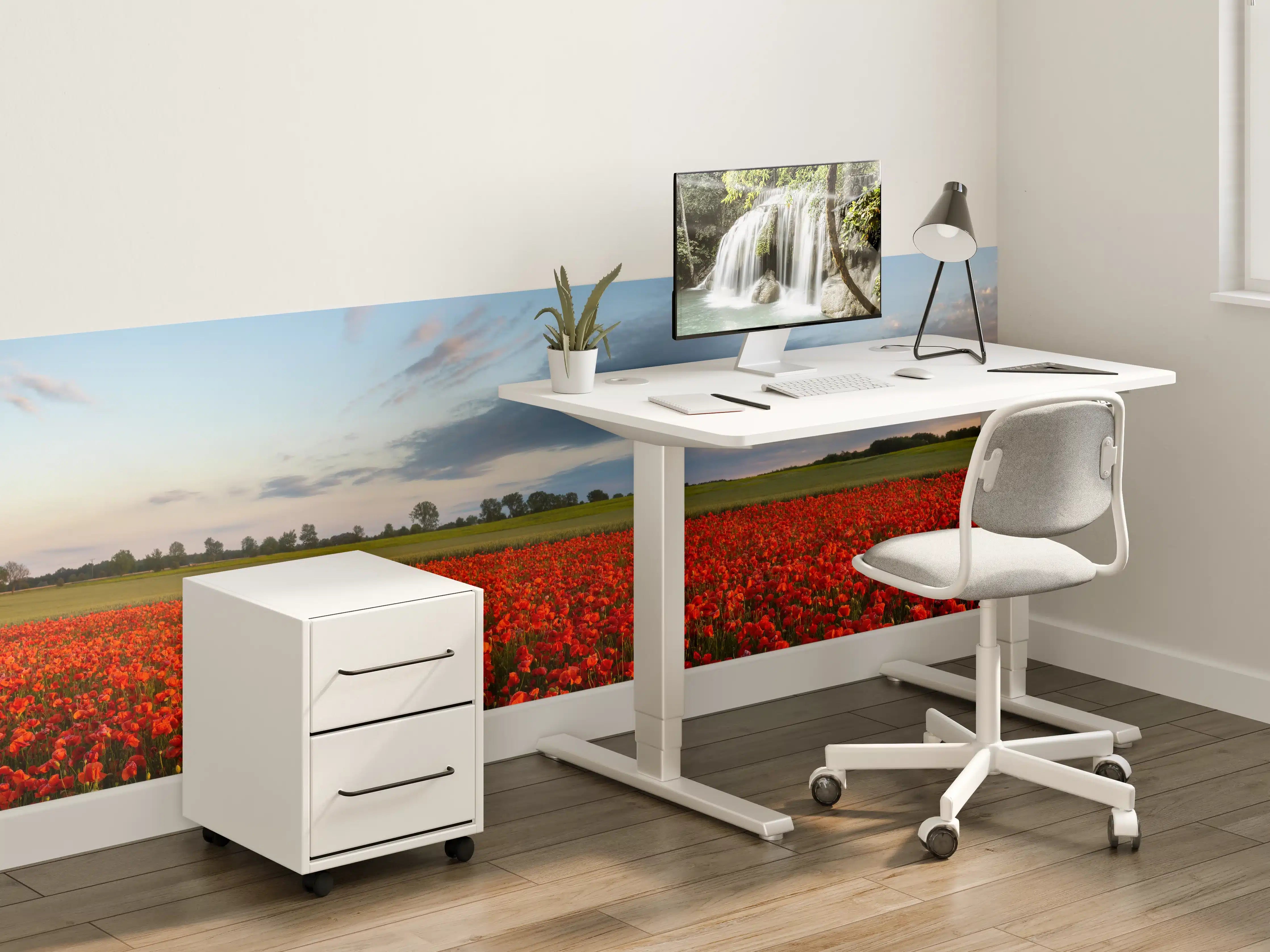 Kinderzimmer Wandgestaltung - Leuchtende Rote Mohnblumenwiese bei Sonnenuntergang