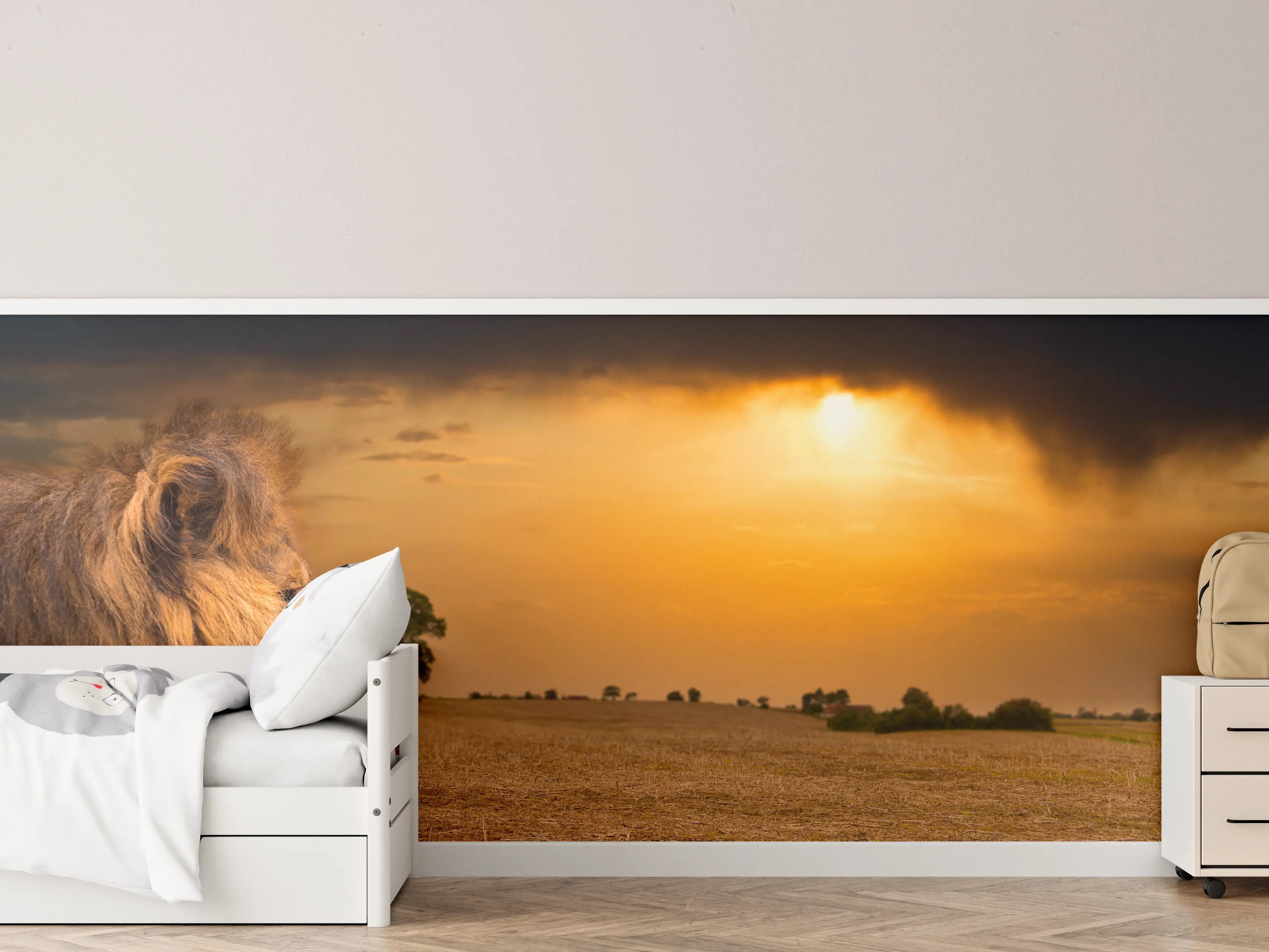 Kinderzimmer Wandgestaltung - Löwe in Steppe im Sonnenuntergang