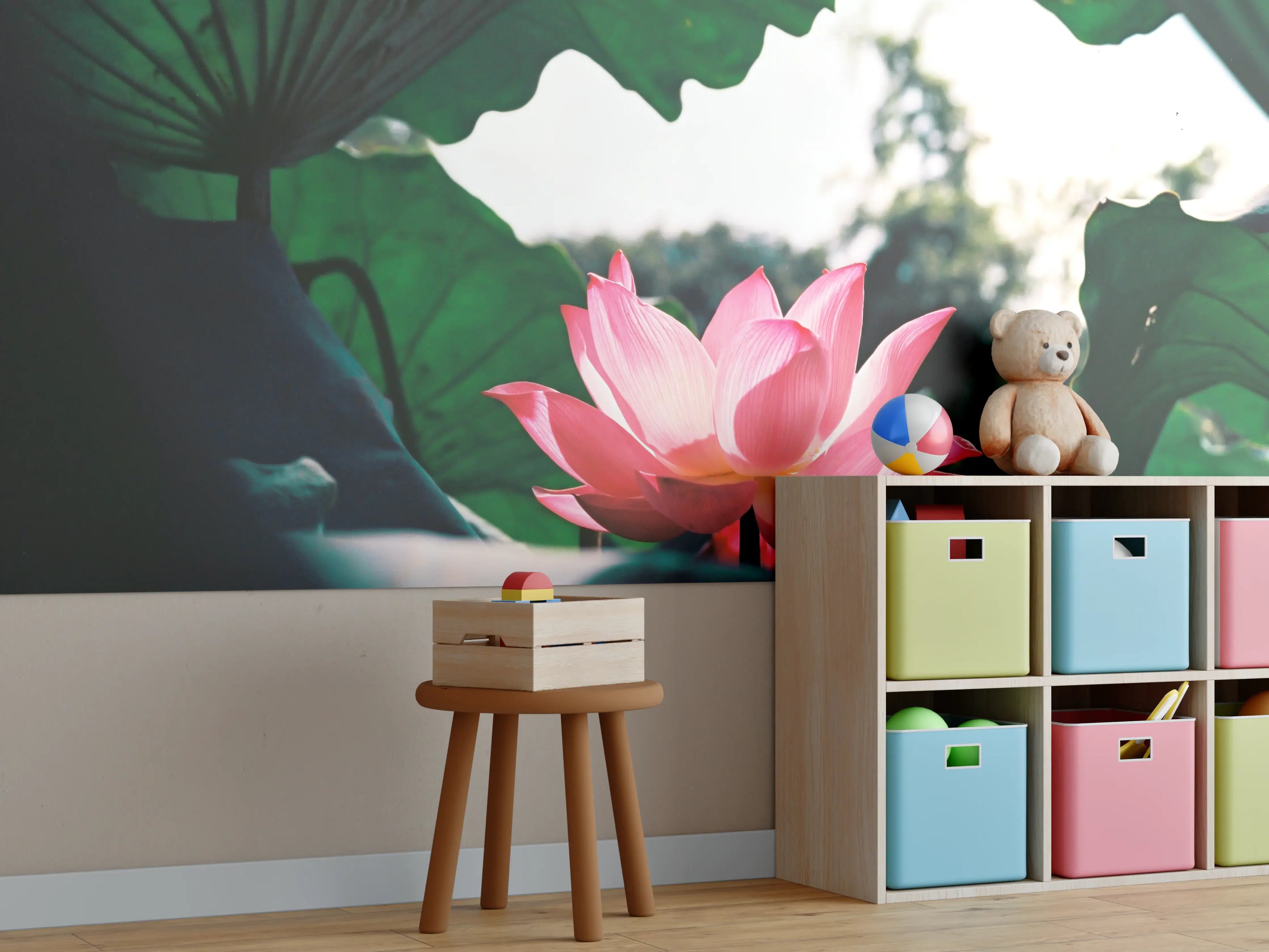 Kinderzimmer Wandgestaltung - Lotosblume inmitten von Blättern
