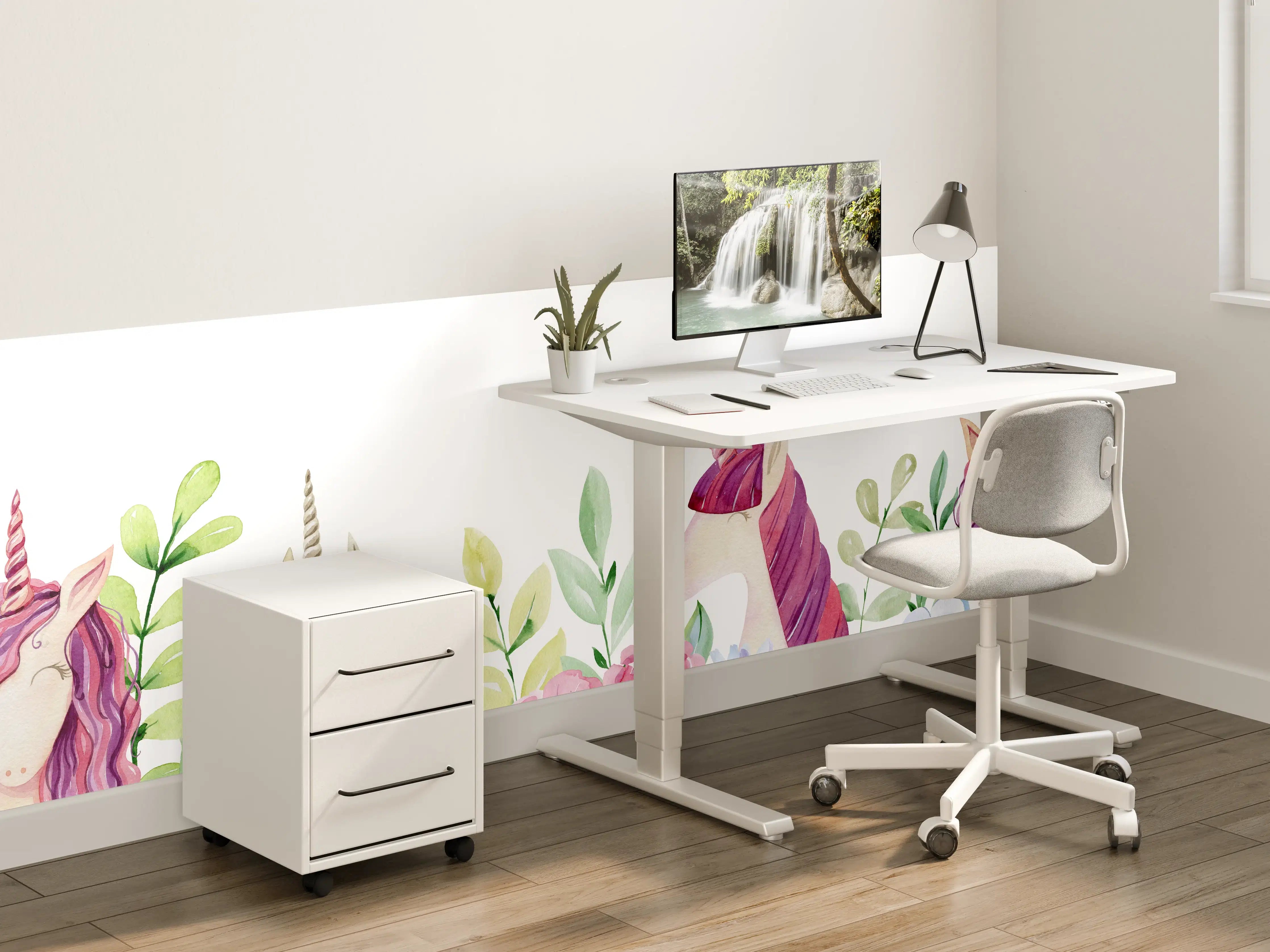 Kinderzimmer Wandgestaltung - Märchenhafte Einhorn-Wandkunst mit bunten Blumen