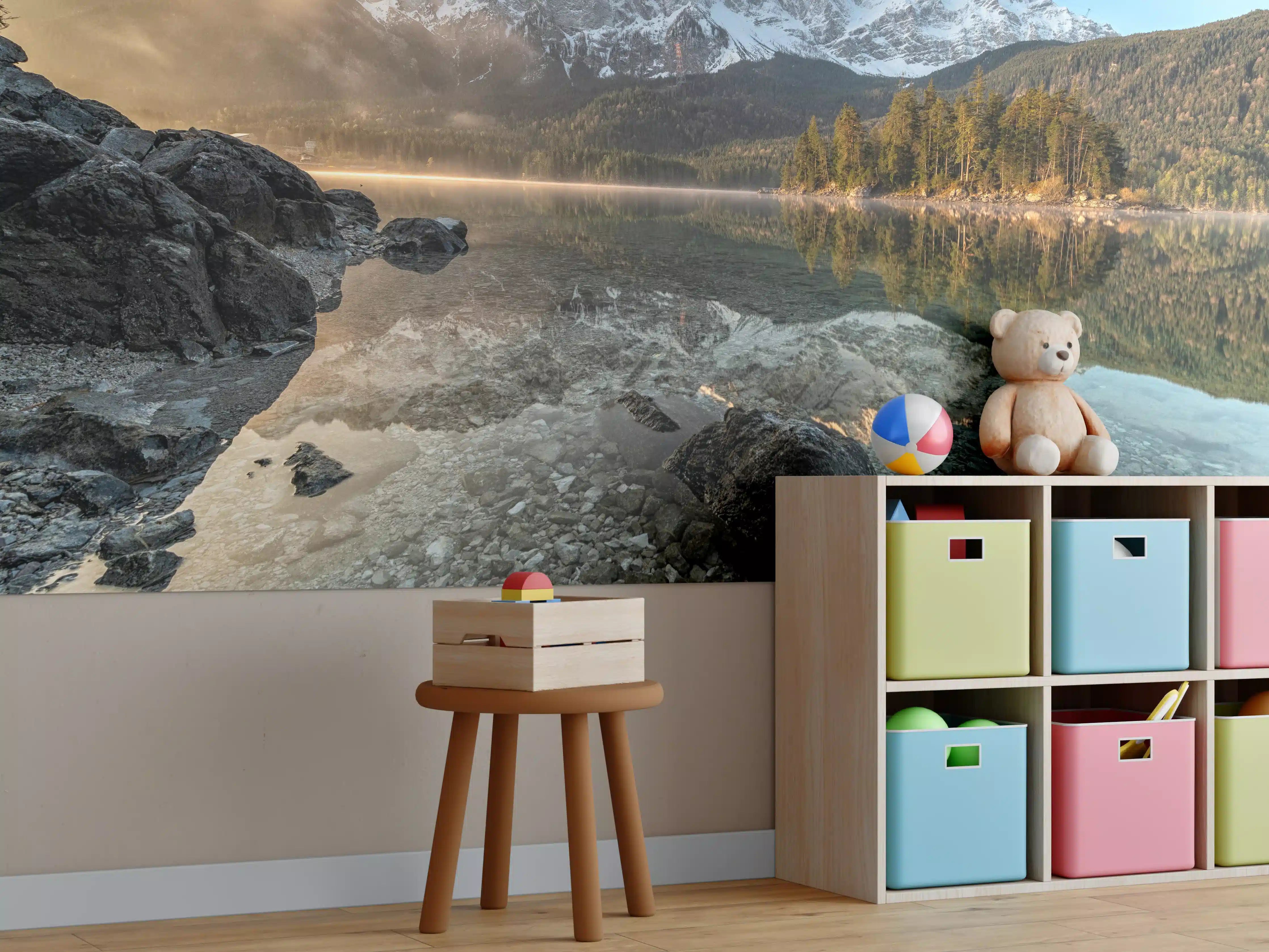 Kinderzimmer Wandgestaltung - Majestätische Bergkulisse am Morgen