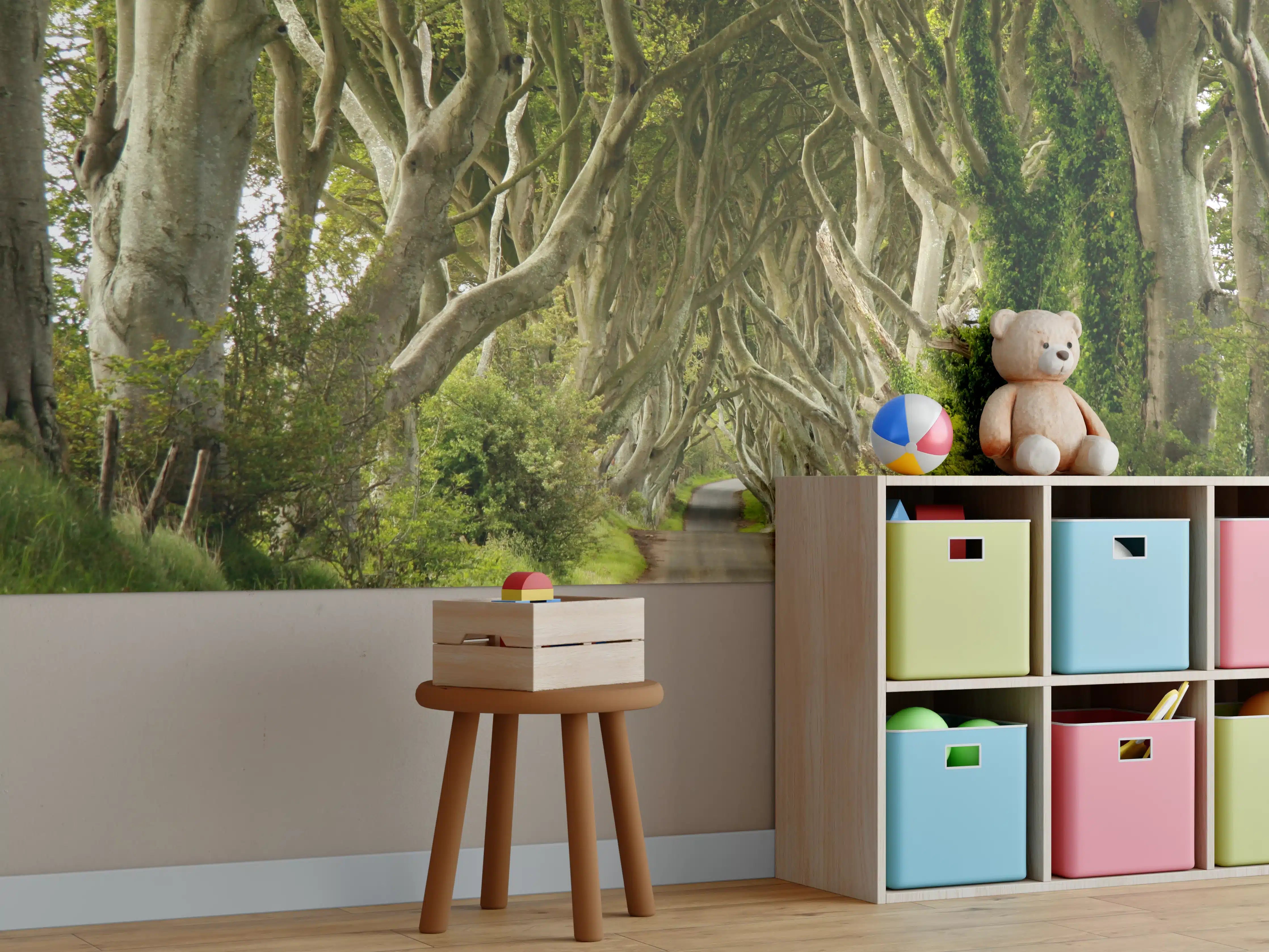 Kinderzimmer Wandgestaltung - Majestätischer Baumtunnel