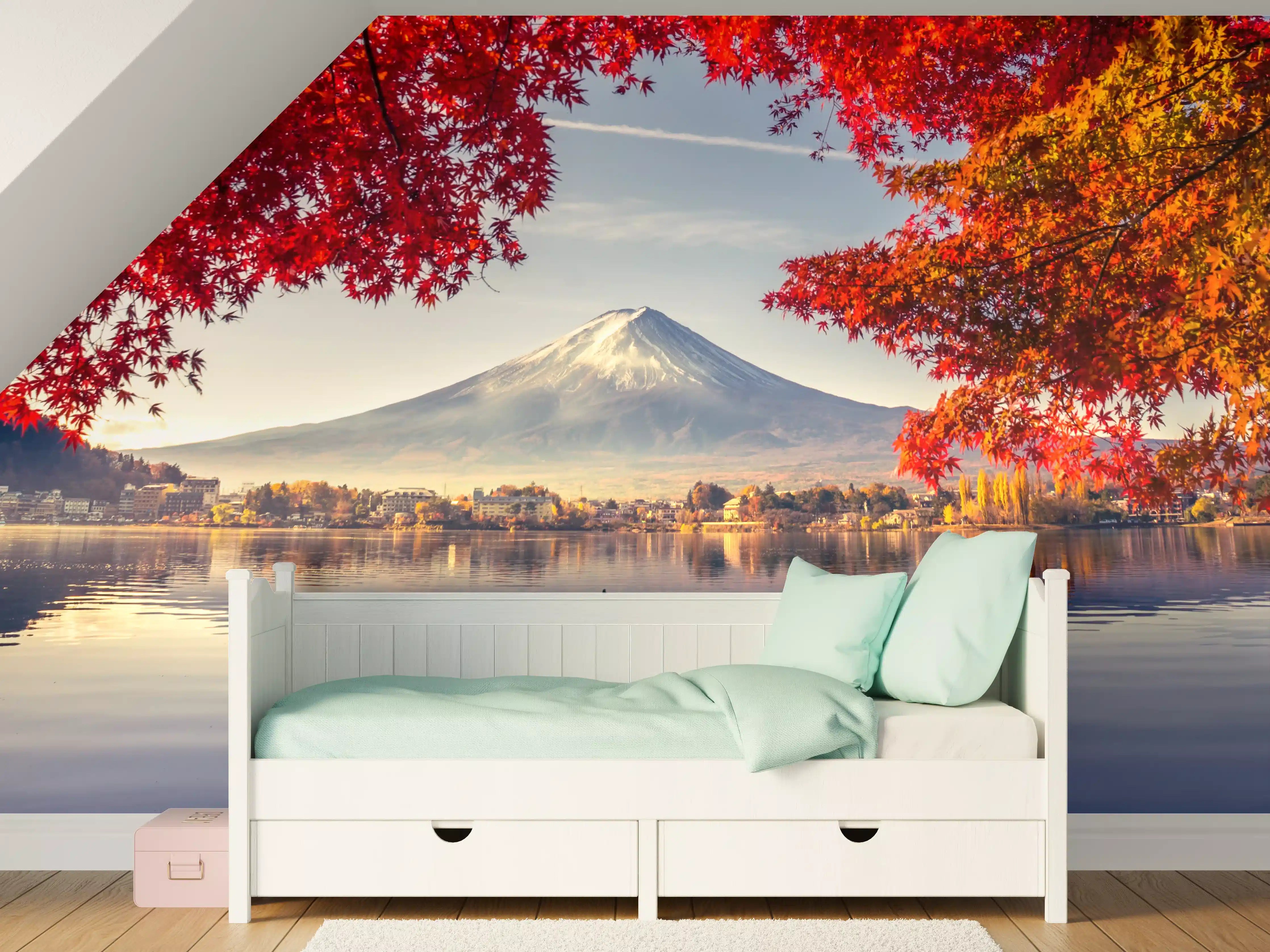 Kinderzimmer Wandgestaltung - Majestätischer Blick auf den Vulkan Fujiyama im Herbst