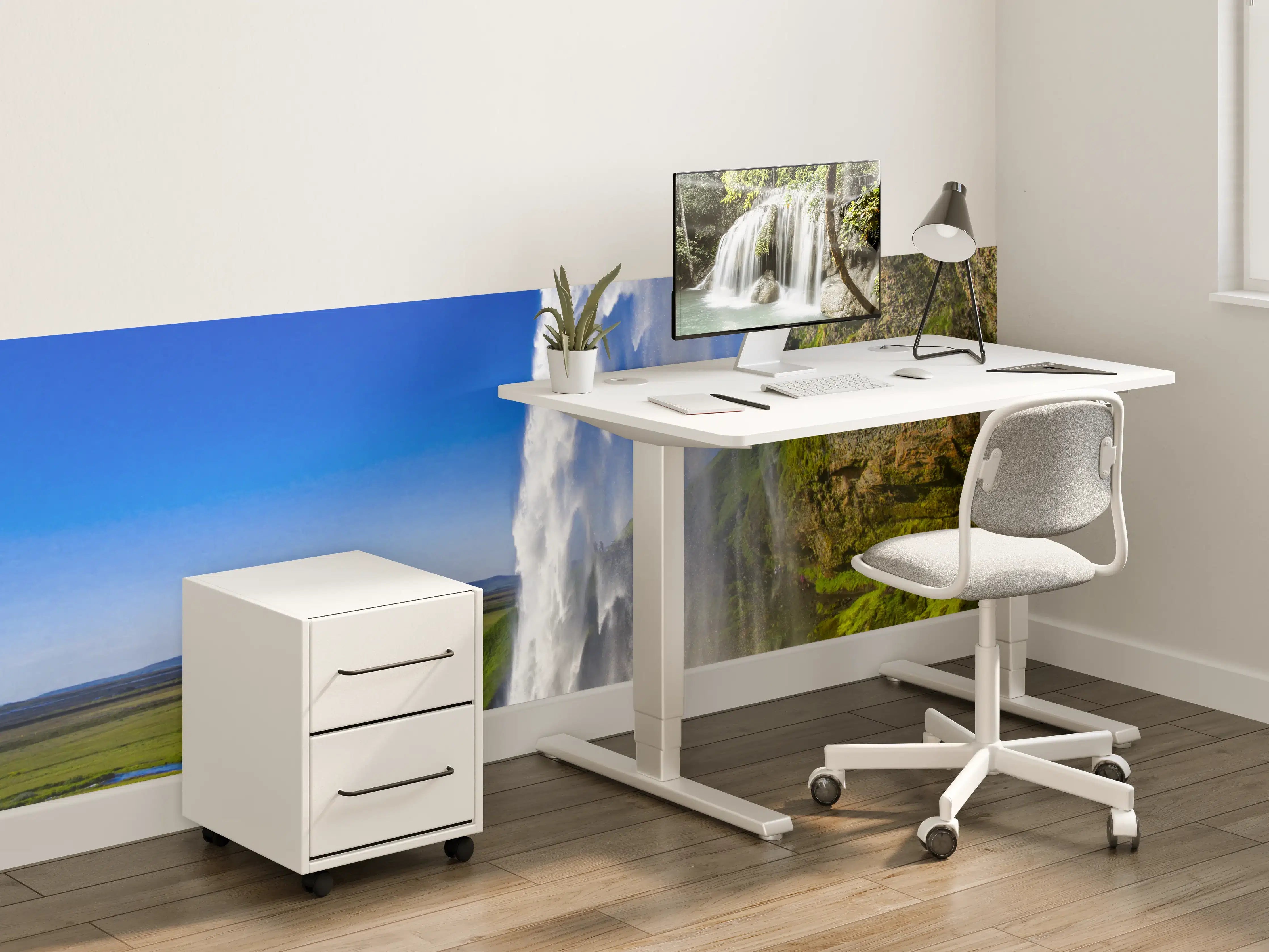 Kinderzimmer Wandgestaltung - Majestätischer Wasserfall vor grünem Landschaftshintergrund