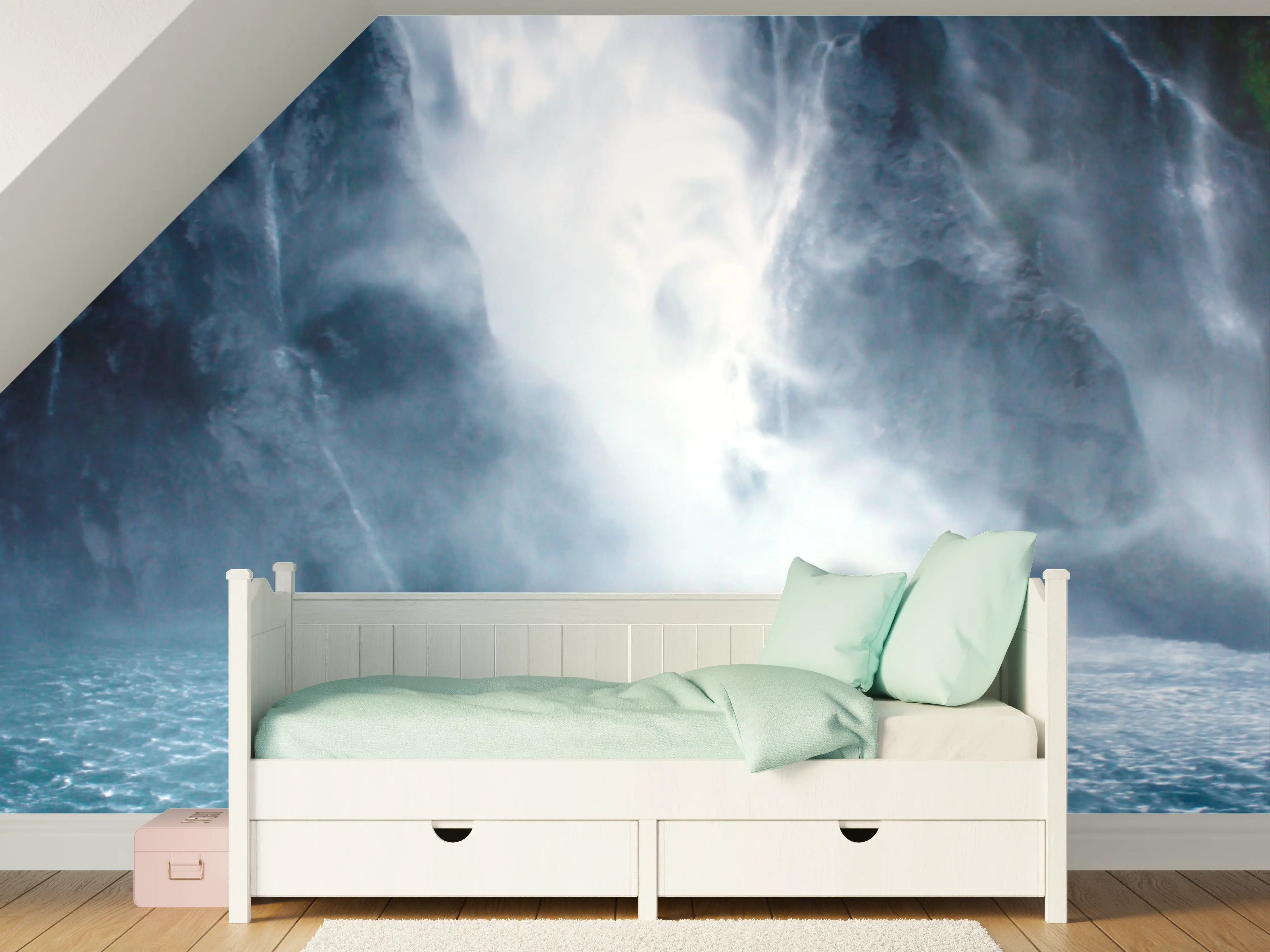 Kinderzimmer Wandgestaltung - Majestatischer Wasserfall mit Türkisfarbenem Wasser