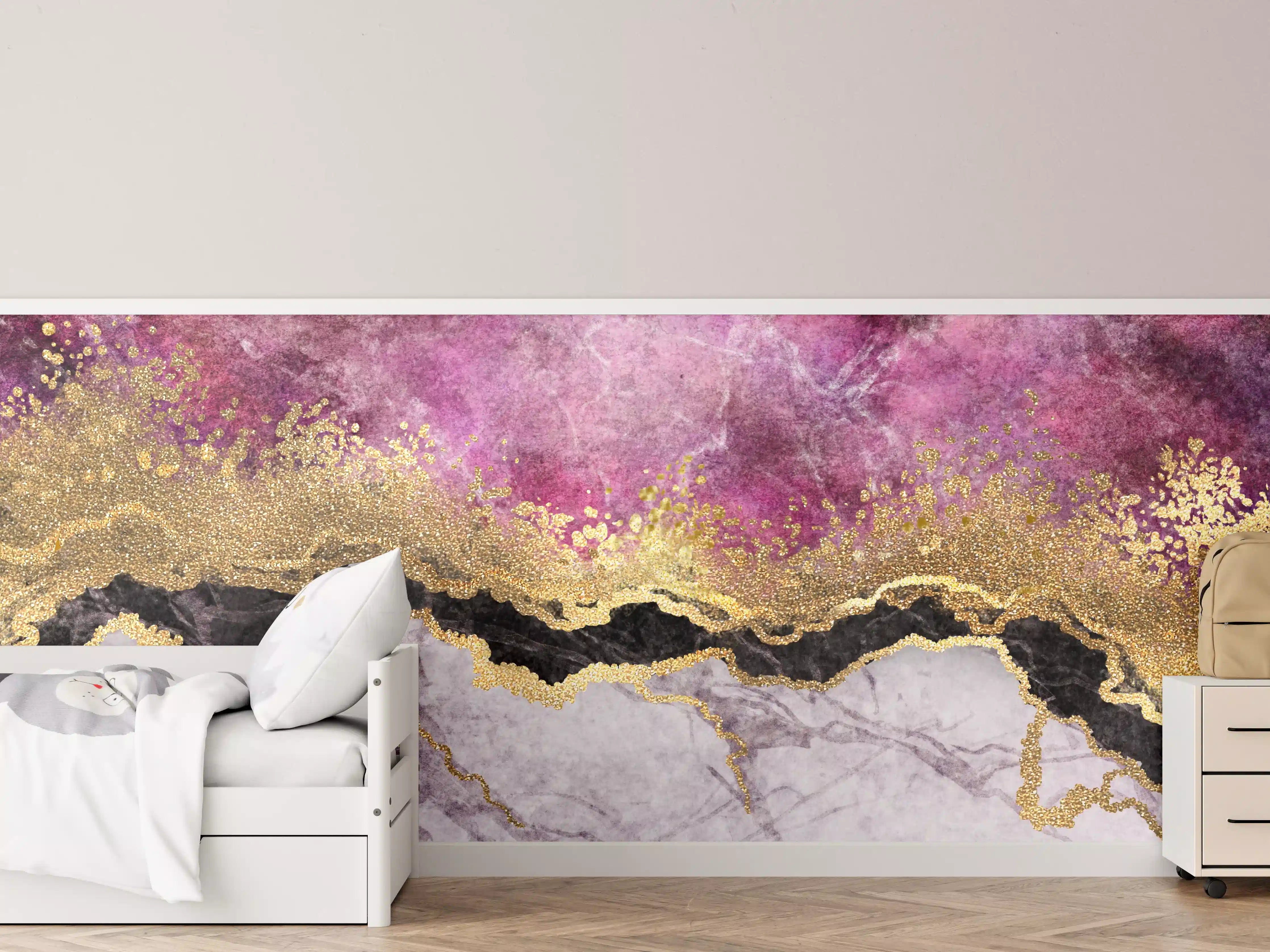 Kinderzimmer Wandgestaltung - Marble Effect mit Goldakzenten und Pinkfarben