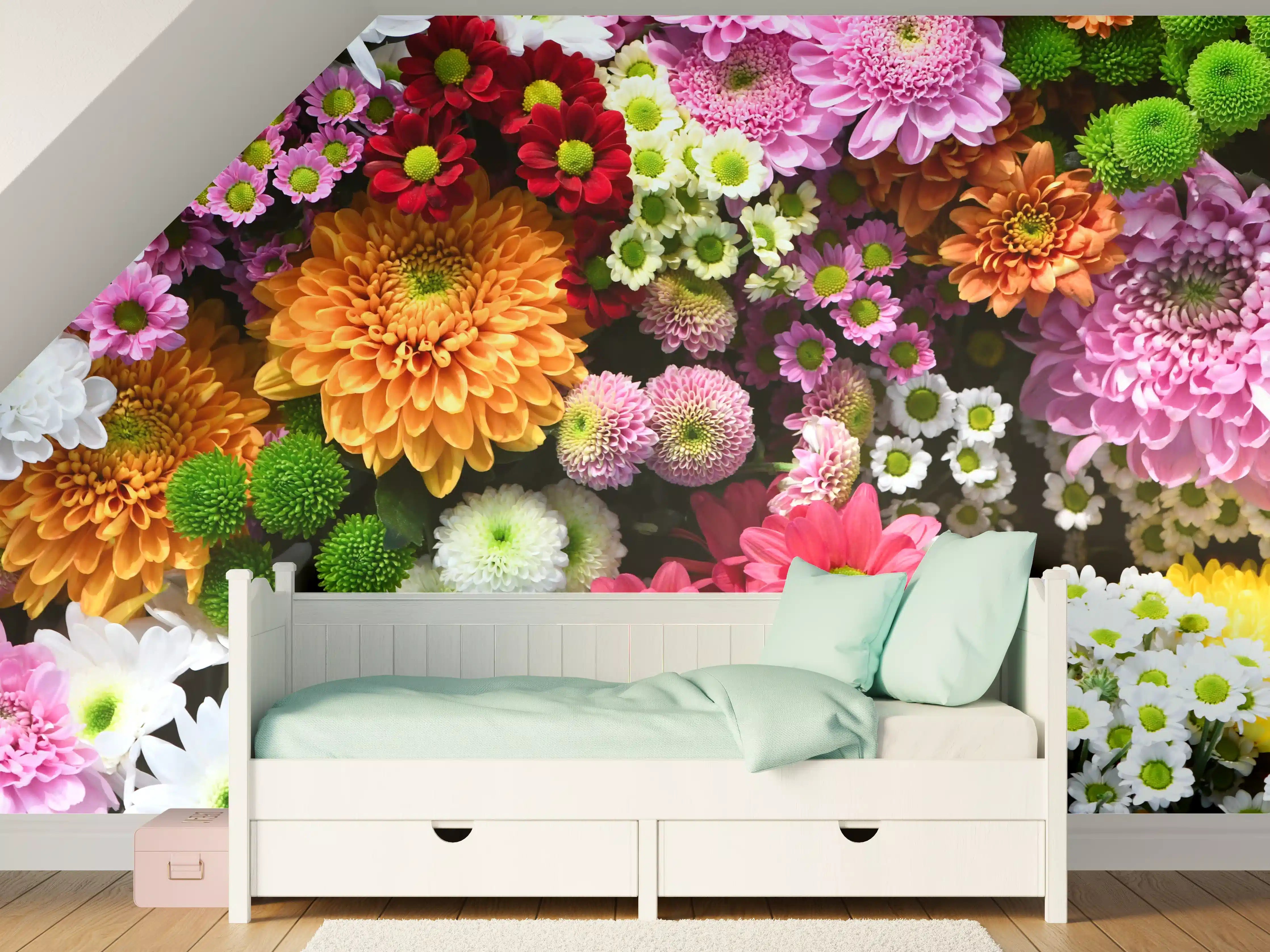 Kinderzimmer Wandgestaltung - Mix aus bunten Frühlingsblumen