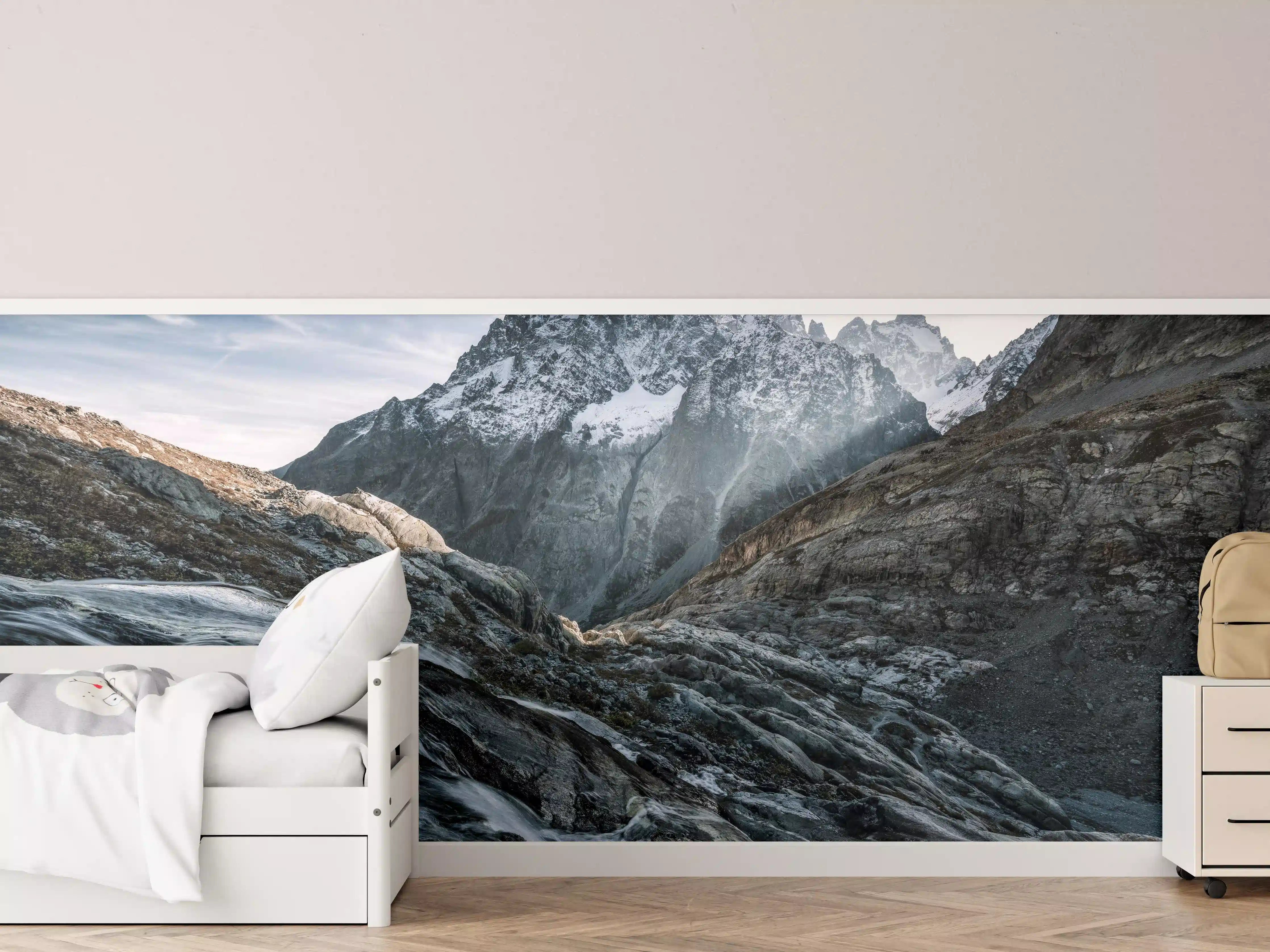 Kinderzimmer Wandgestaltung - Monochrome Berglandschaft