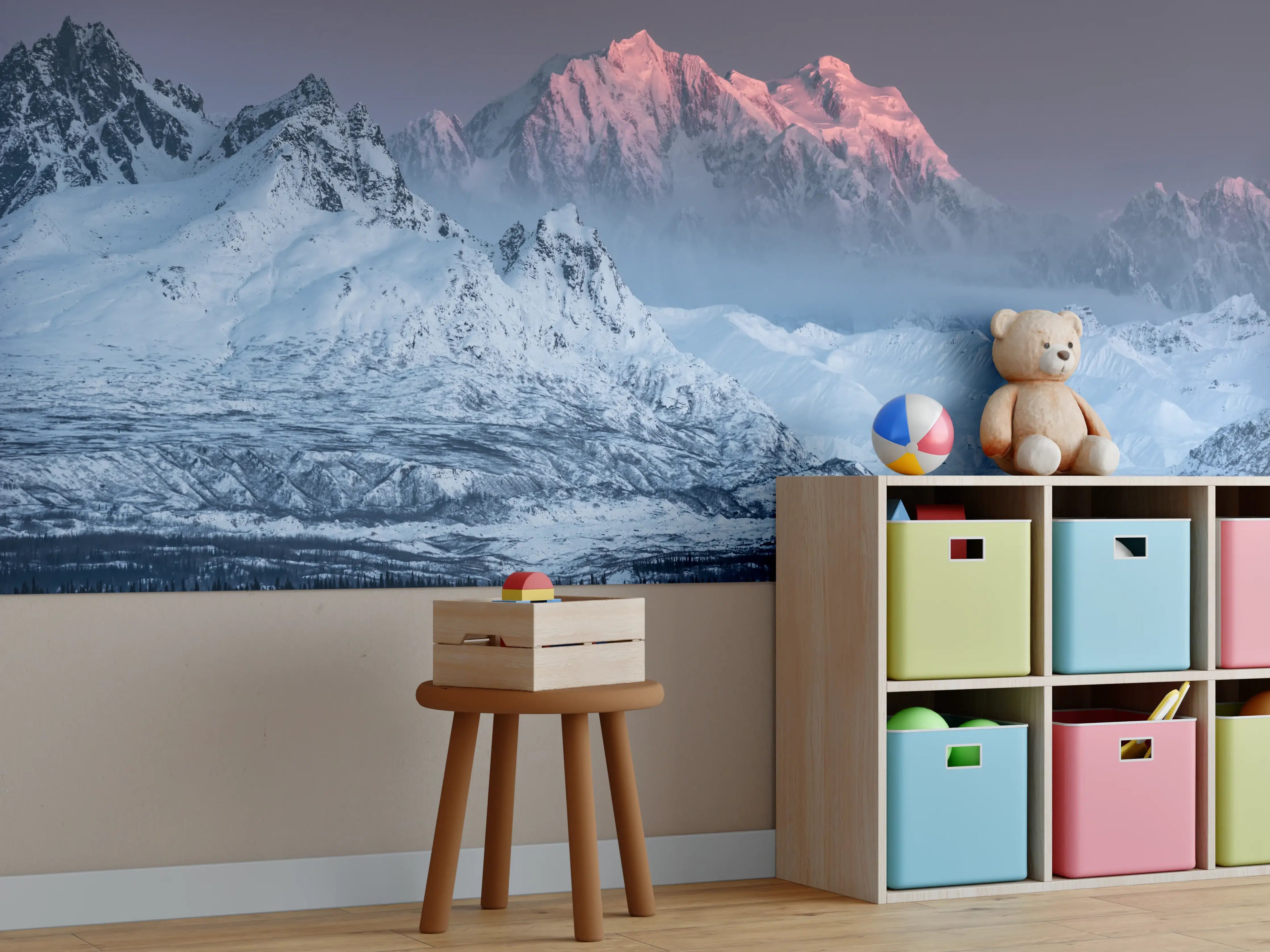 Kinderzimmer Wandgestaltung - Morgenlicht auf grauem Gipfel