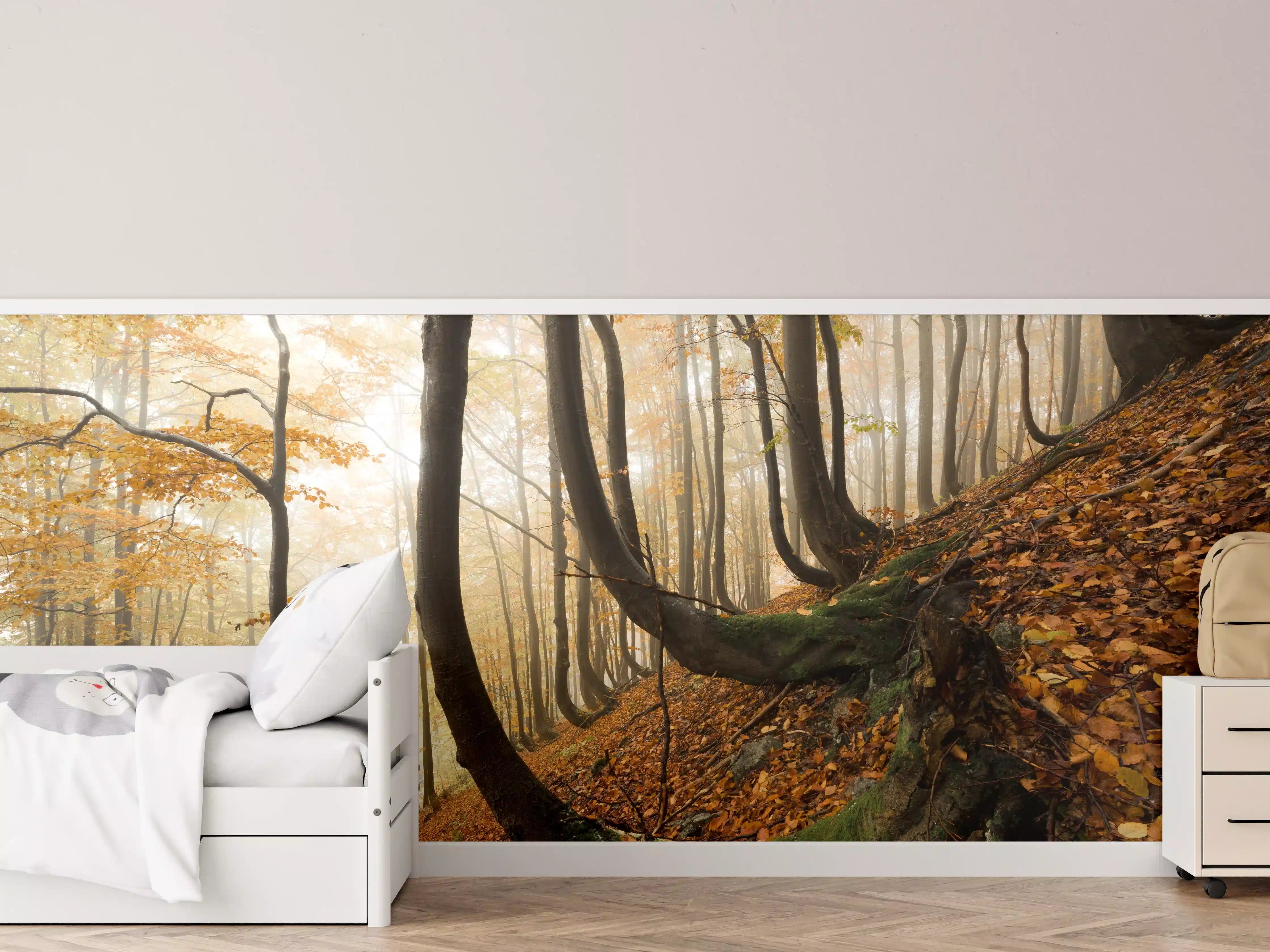 Kinderzimmer Wandgestaltung - Mystischer Wald im Herbst