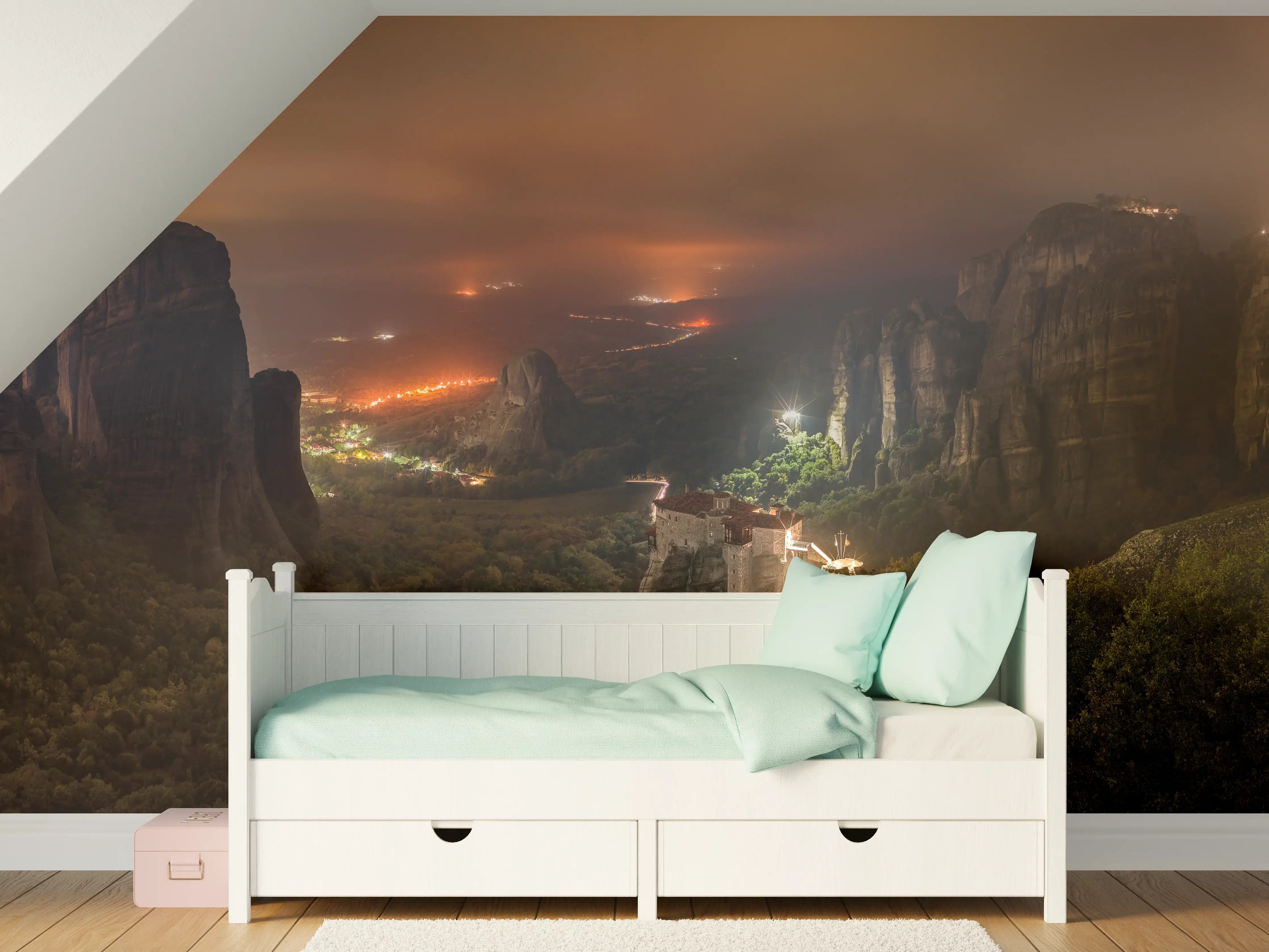 Kinderzimmer Wandgestaltung - Nächtlicher Blick auf Meteora Berge