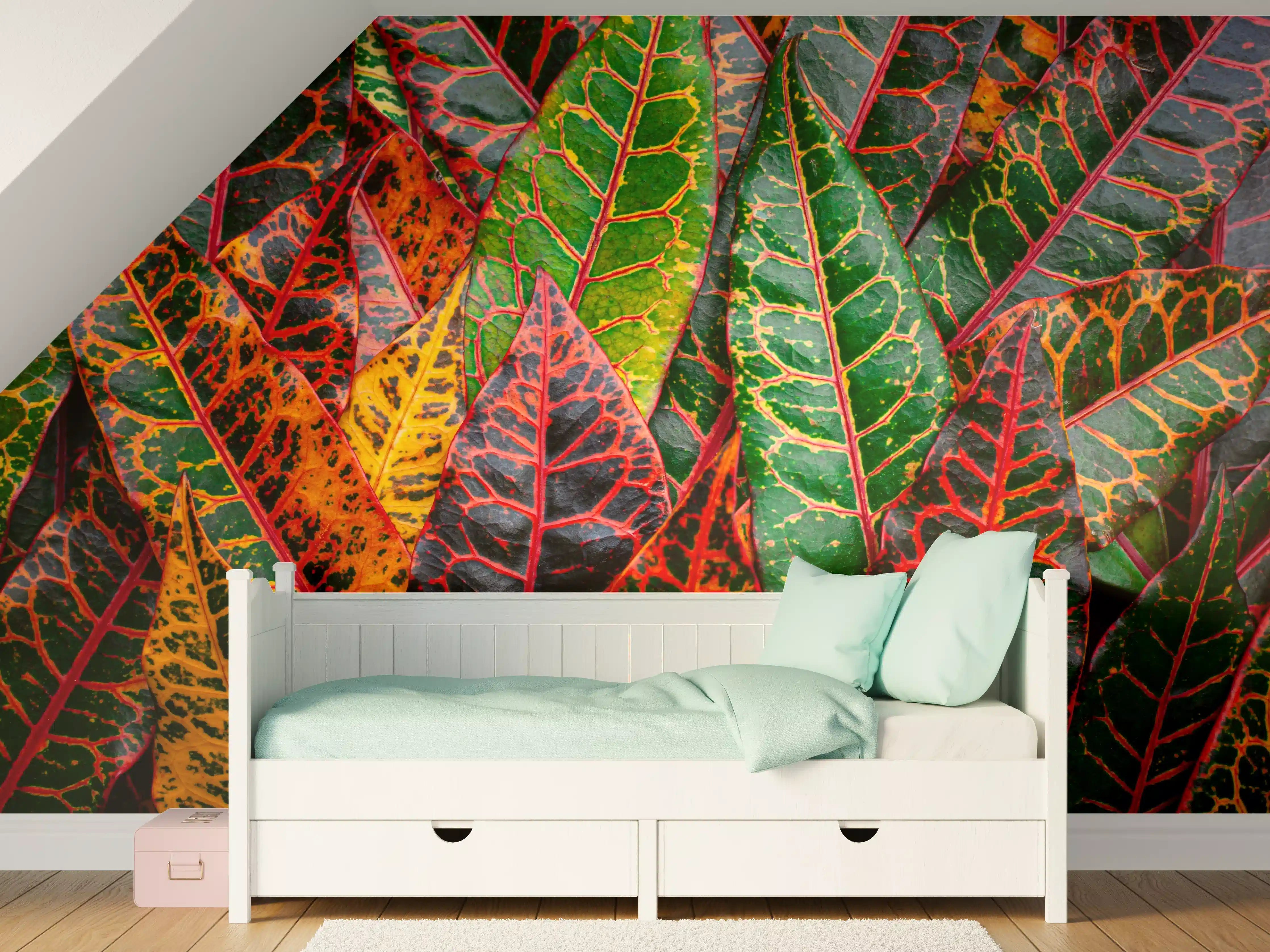 Kinderzimmer Wandgestaltung - Nahaufnahme von einzigartigen bunten Blättern