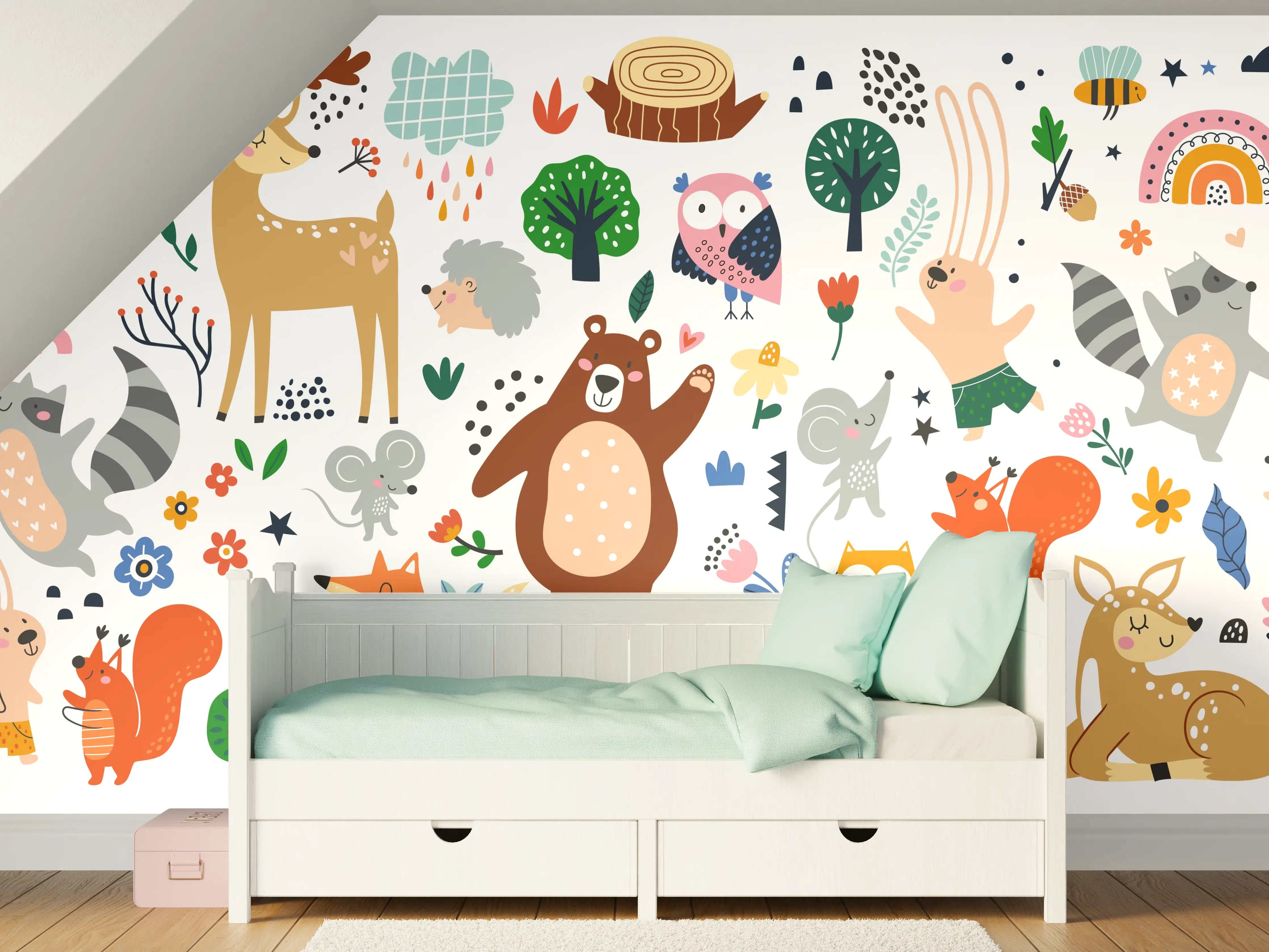 Kinderzimmer Wandgestaltung - Niedliche Waldtiere im bunten Design