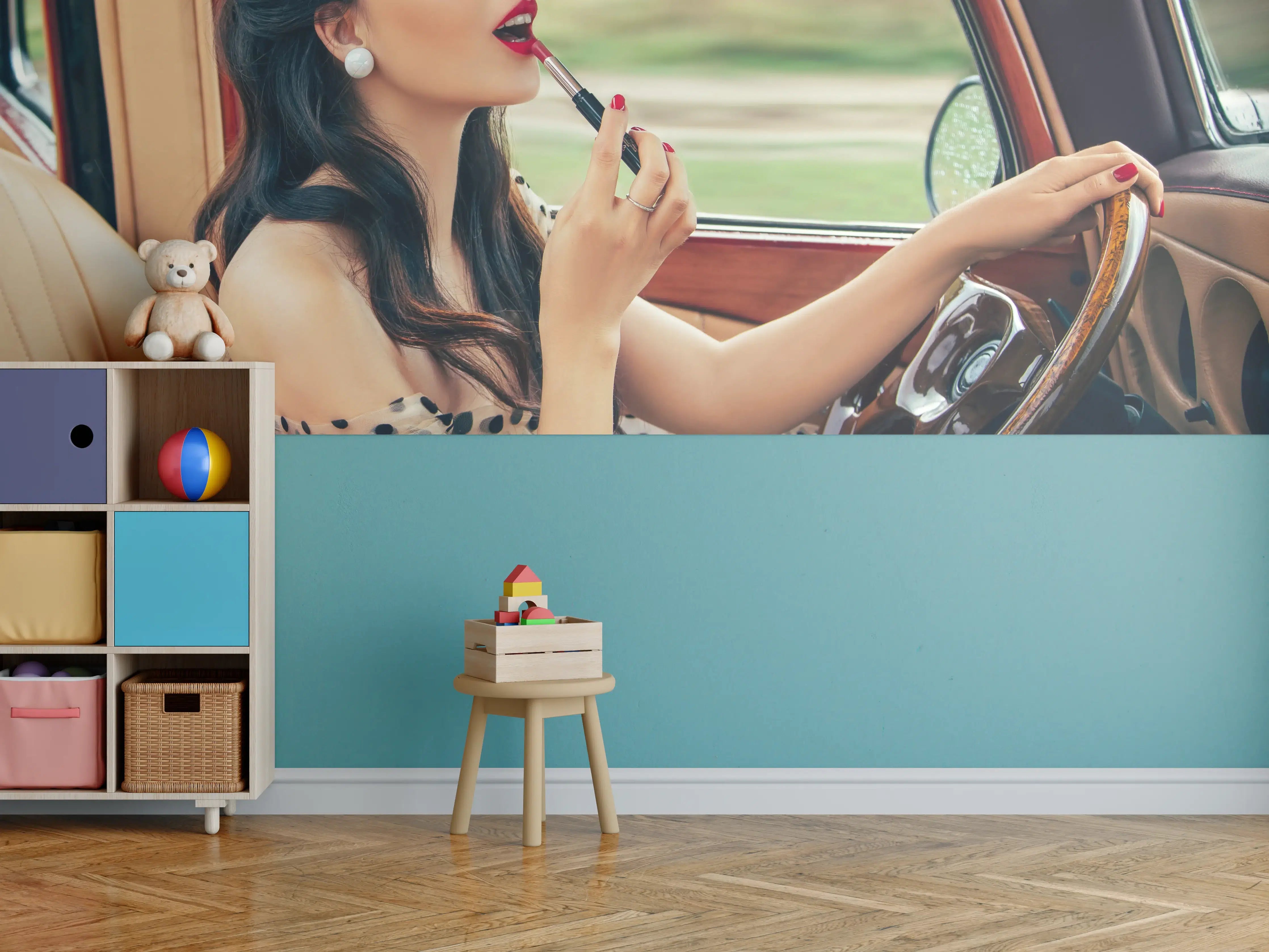 Kinderzimmer Wandgestaltung - Retro-Pin-Up Auto-Makeup