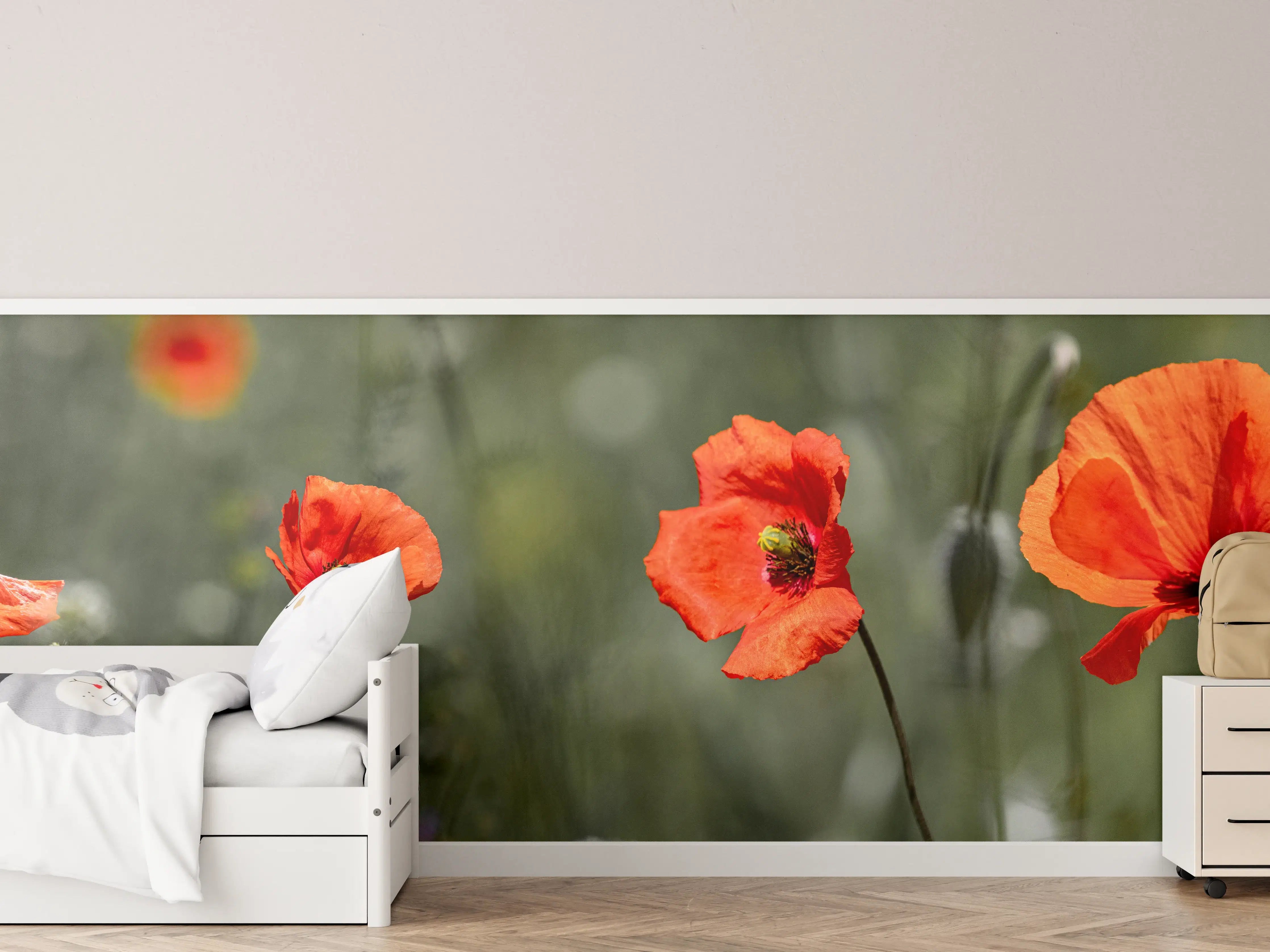Kinderzimmer Wandgestaltung - Roter Mohn inmitten des Grüns