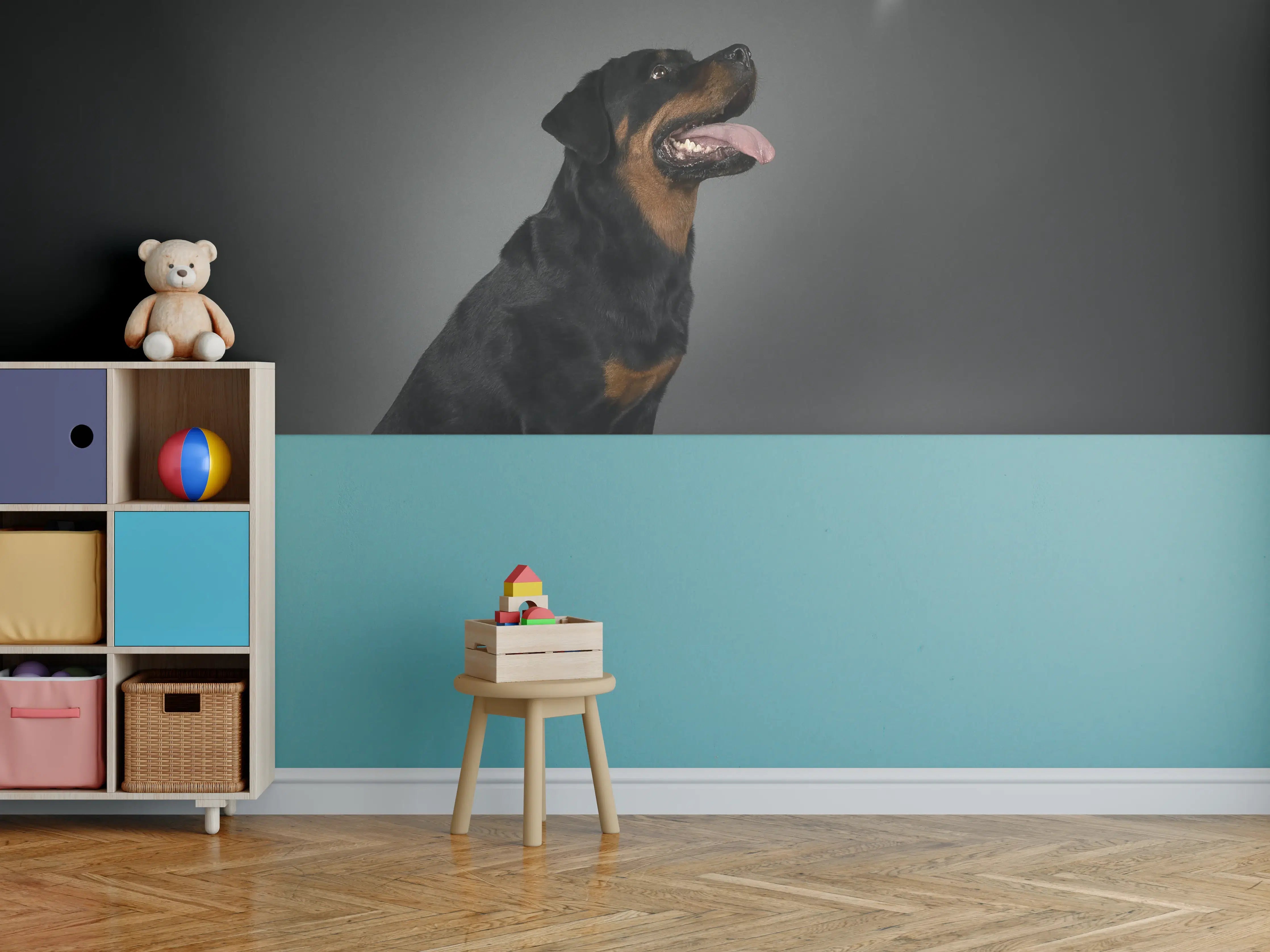 Kinderzimmer Wandgestaltung - Rottweiler sitzend mit Blick auf Herz